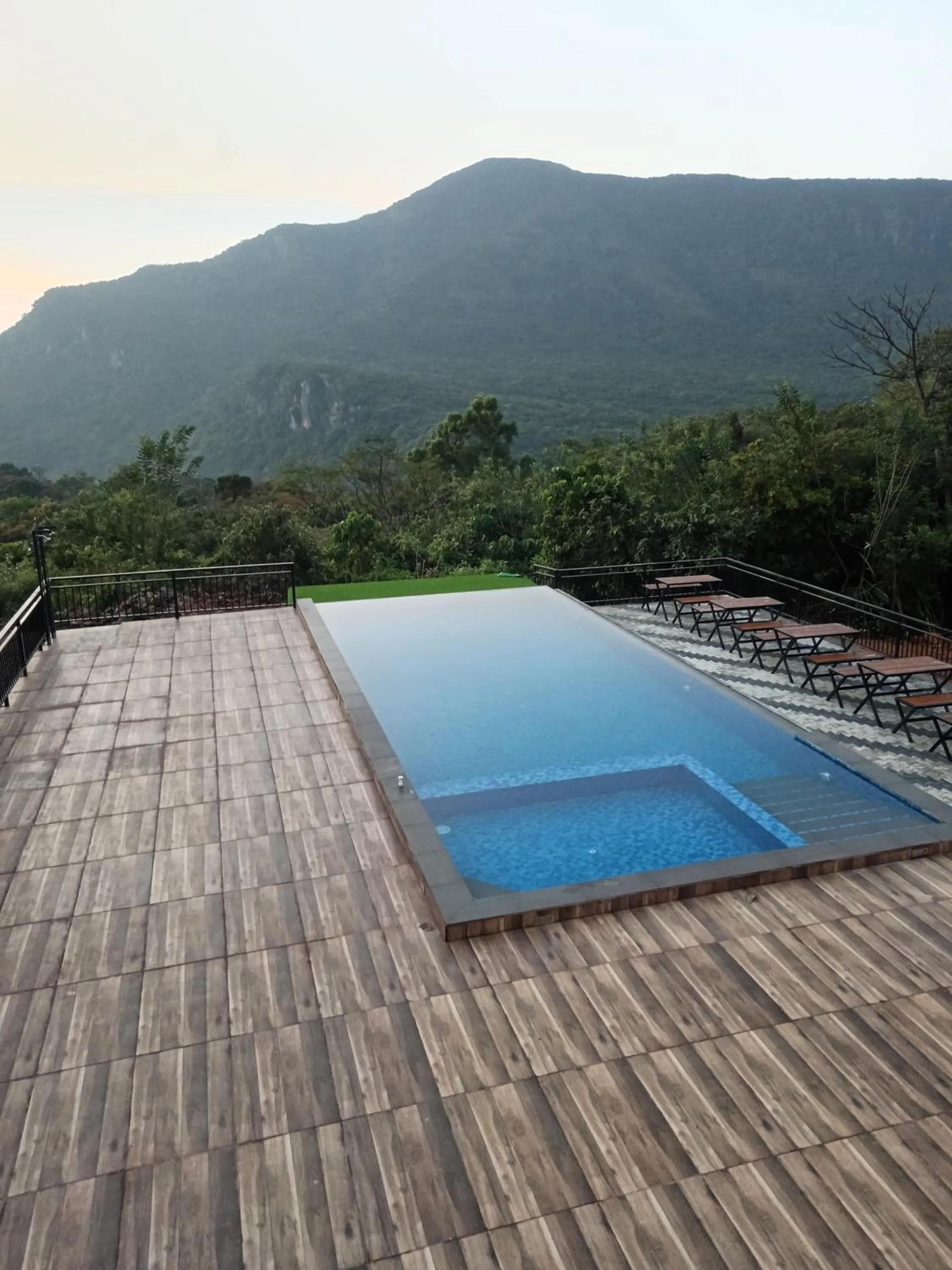 Swimming pool in CRYSTAL RIVERSTON DECK