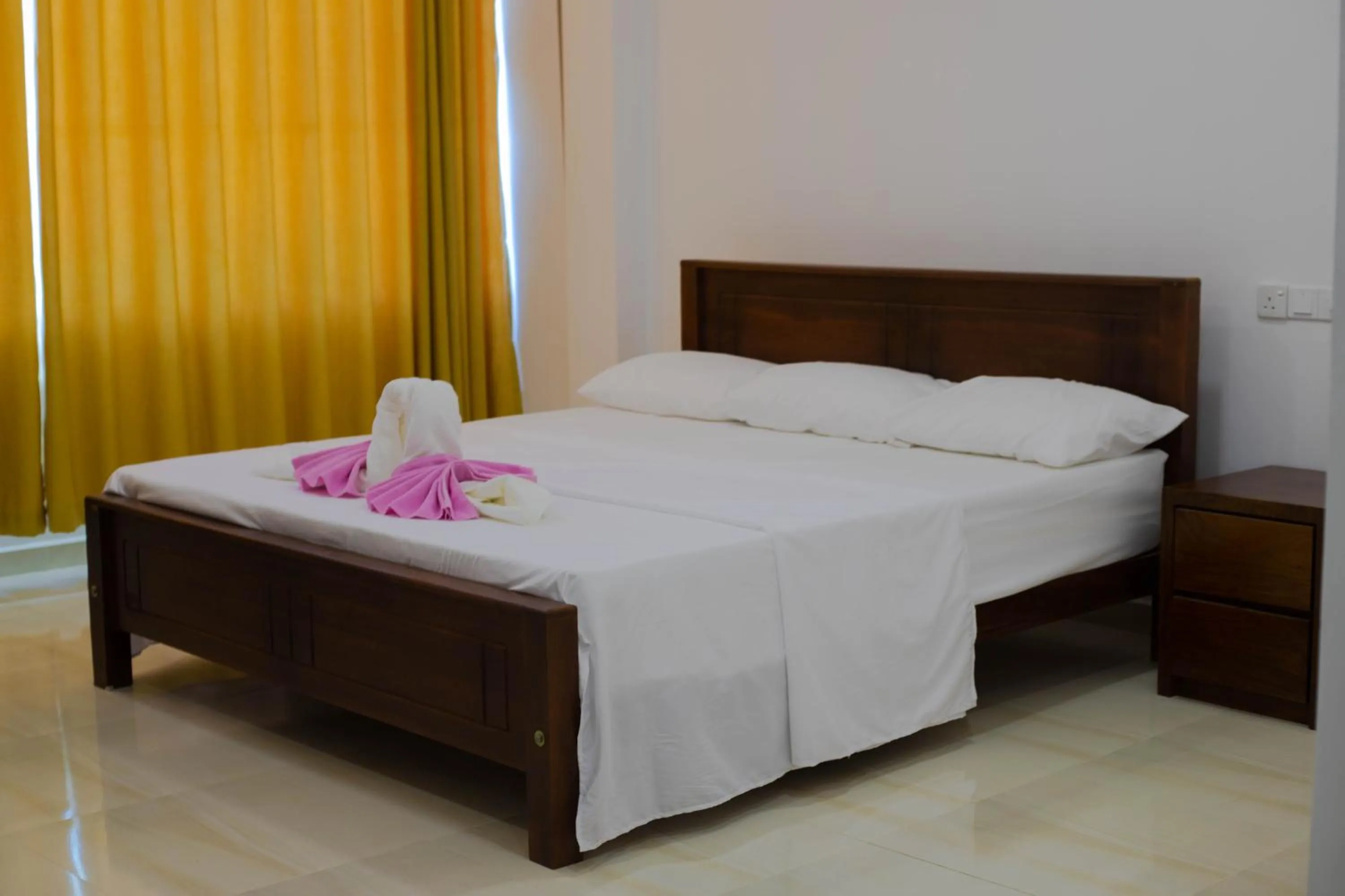 Bedroom, Bed in CRYSTAL RIVERSTON DECK