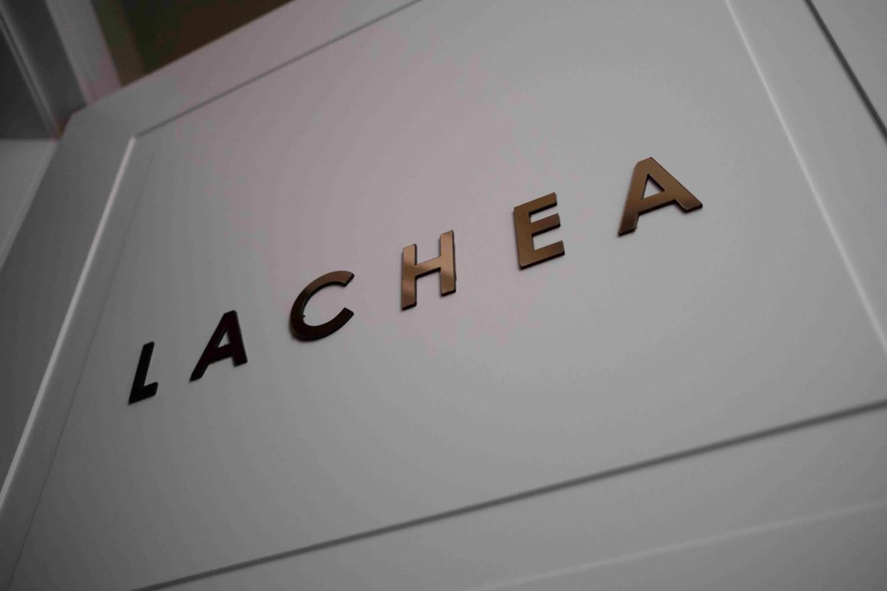 Decorative detail in Divina Charme