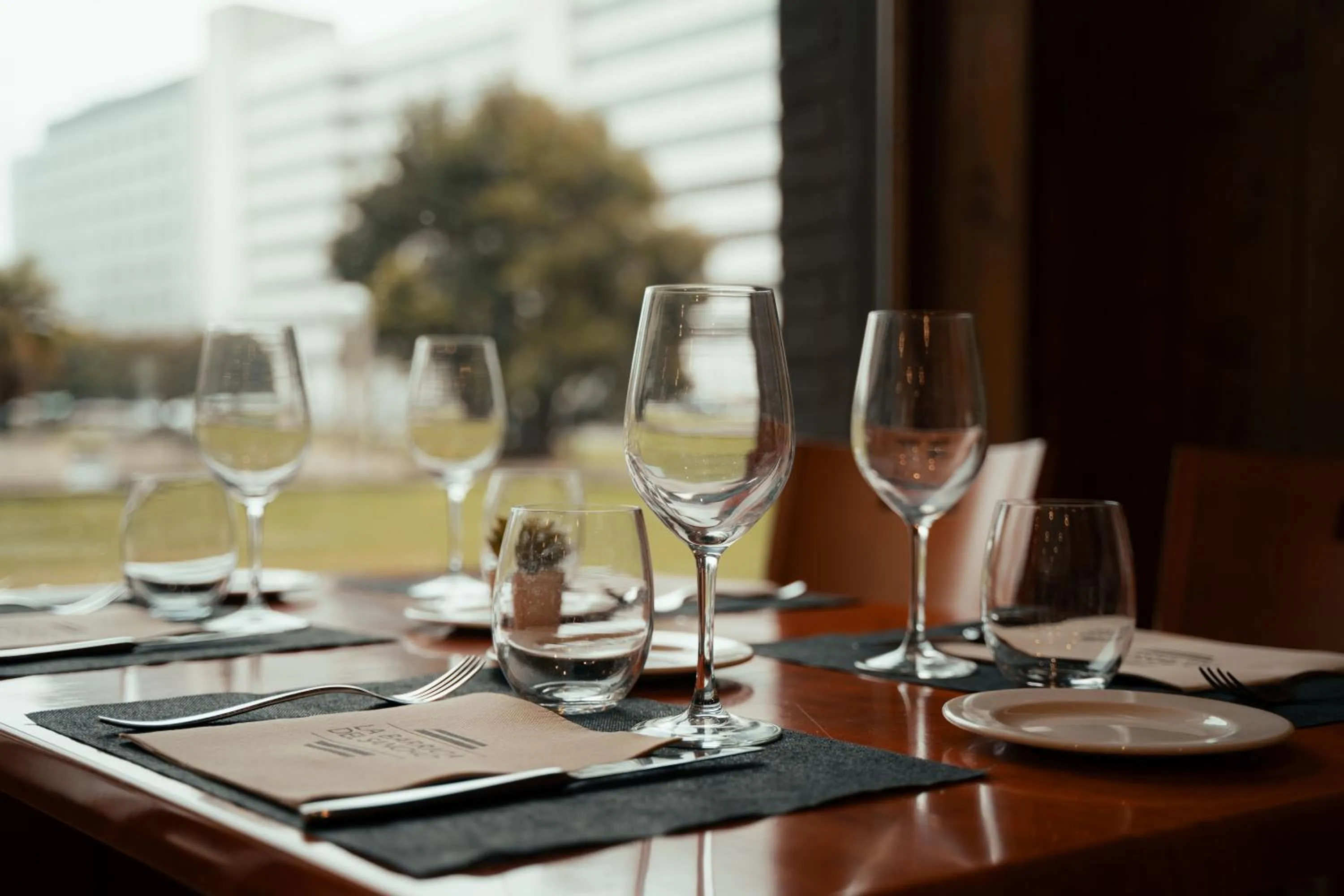 Restaurant/places to eat in Sancho Ramirez