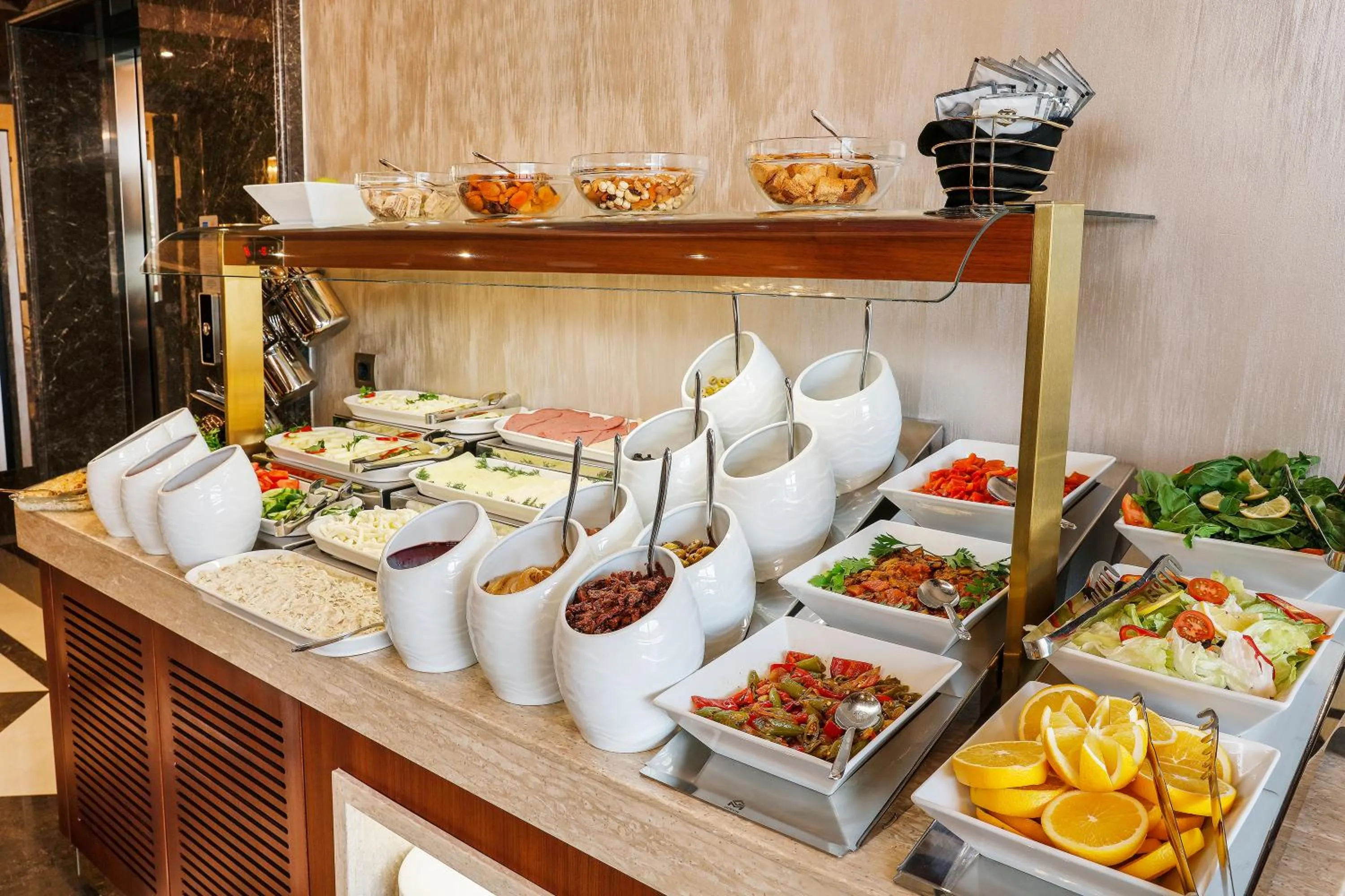 Buffet breakfast in MANORS HOTEL