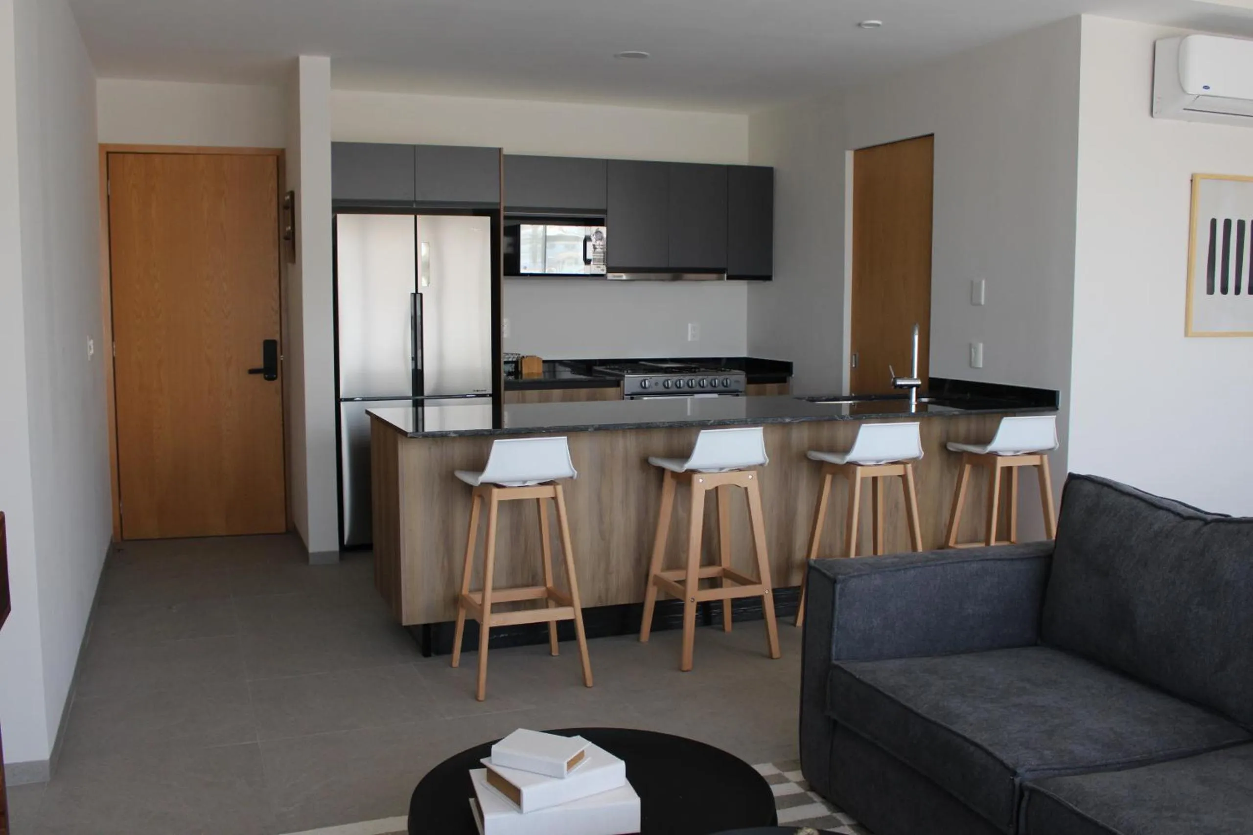 Kitchen or kitchenette in 105 Downtown