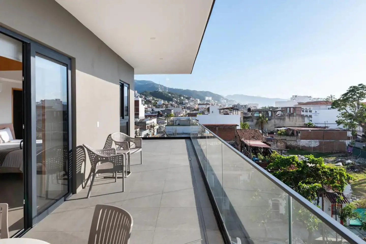 Balcony/Terrace in 105 Downtown