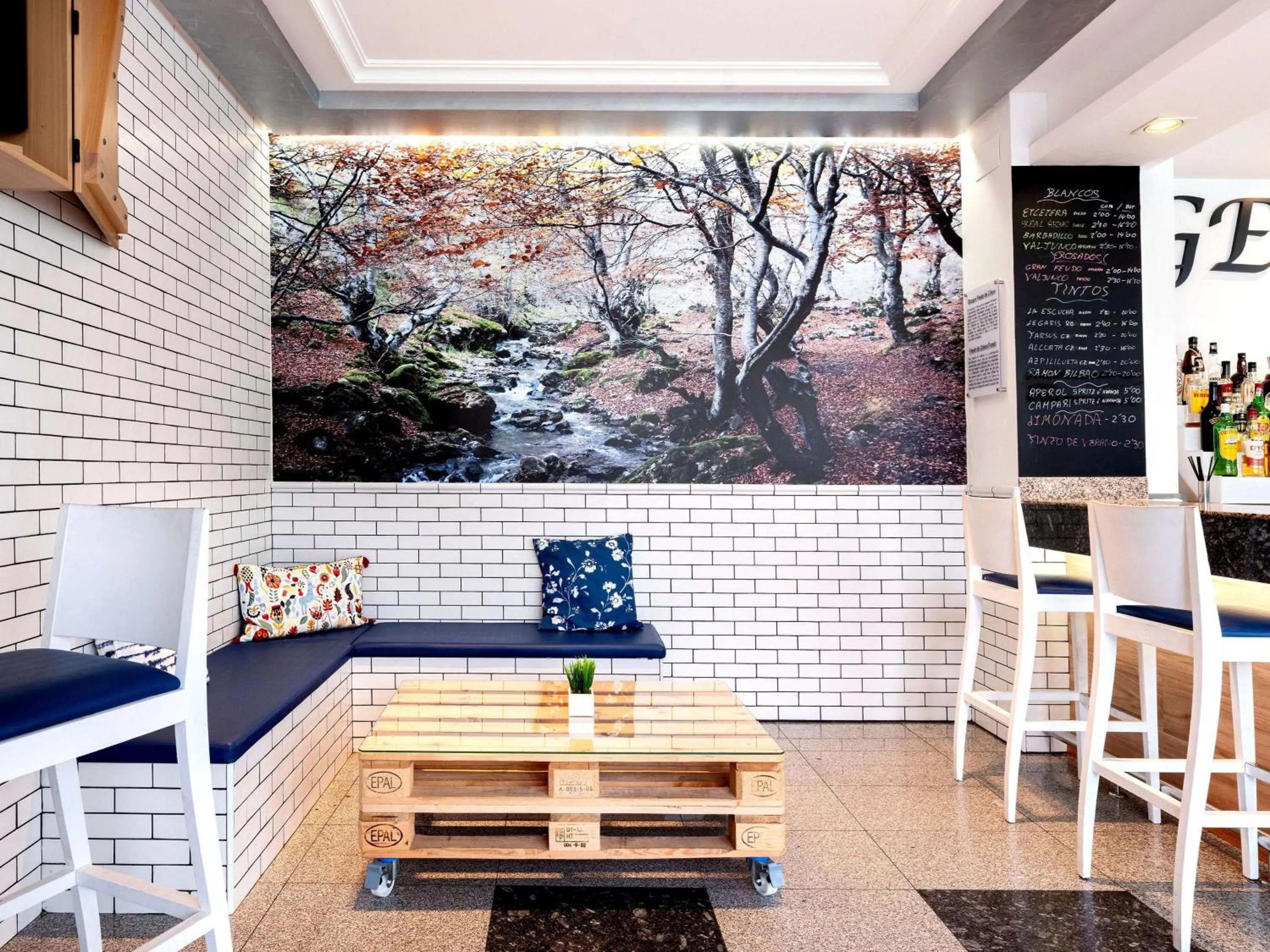 Restaurant/places to eat in Hotel Zentral León