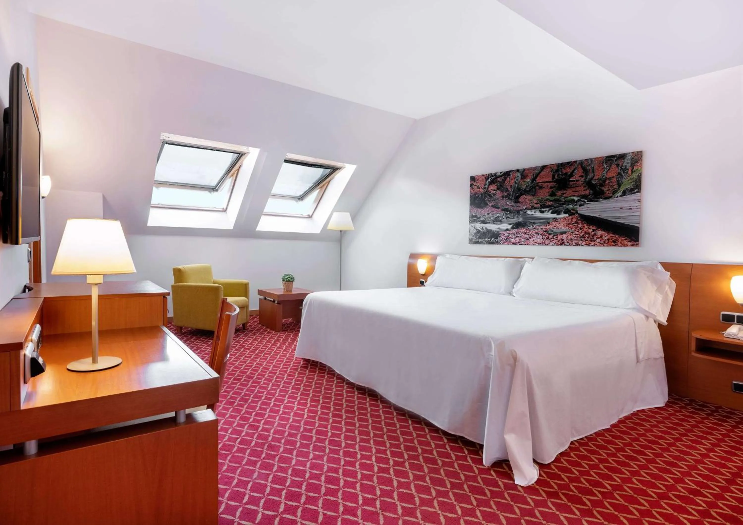 Bedroom, Bed in Hotel Zentral León