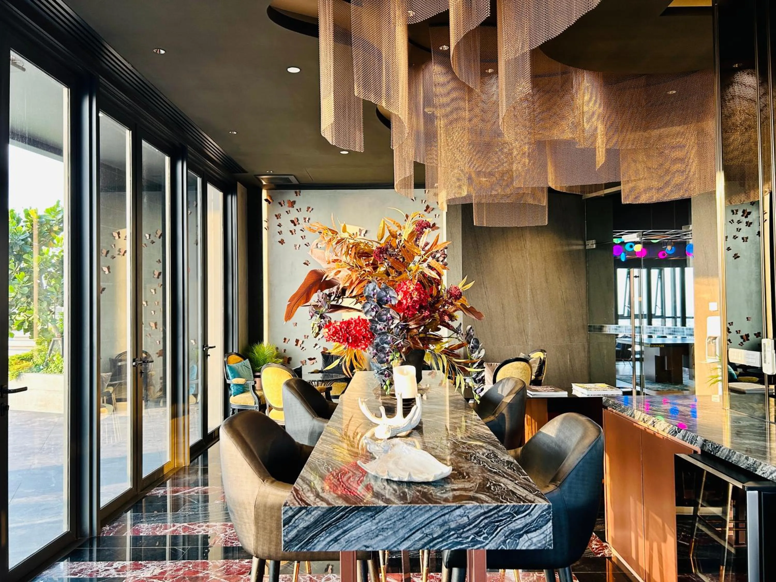 Seating area in Edge Central Pattaya By YoYo