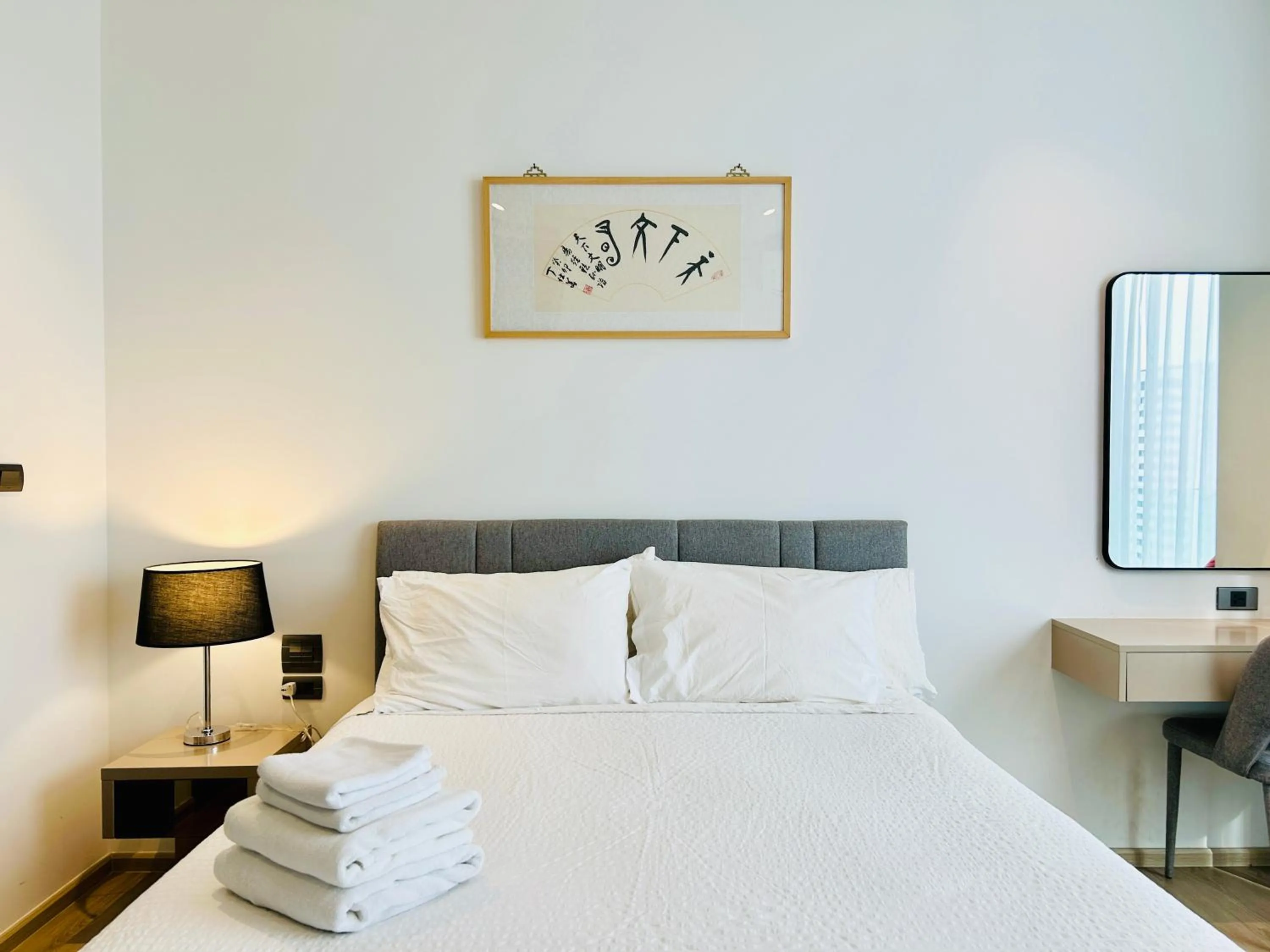 Bedroom, Bed in Edge Central Pattaya By YoYo