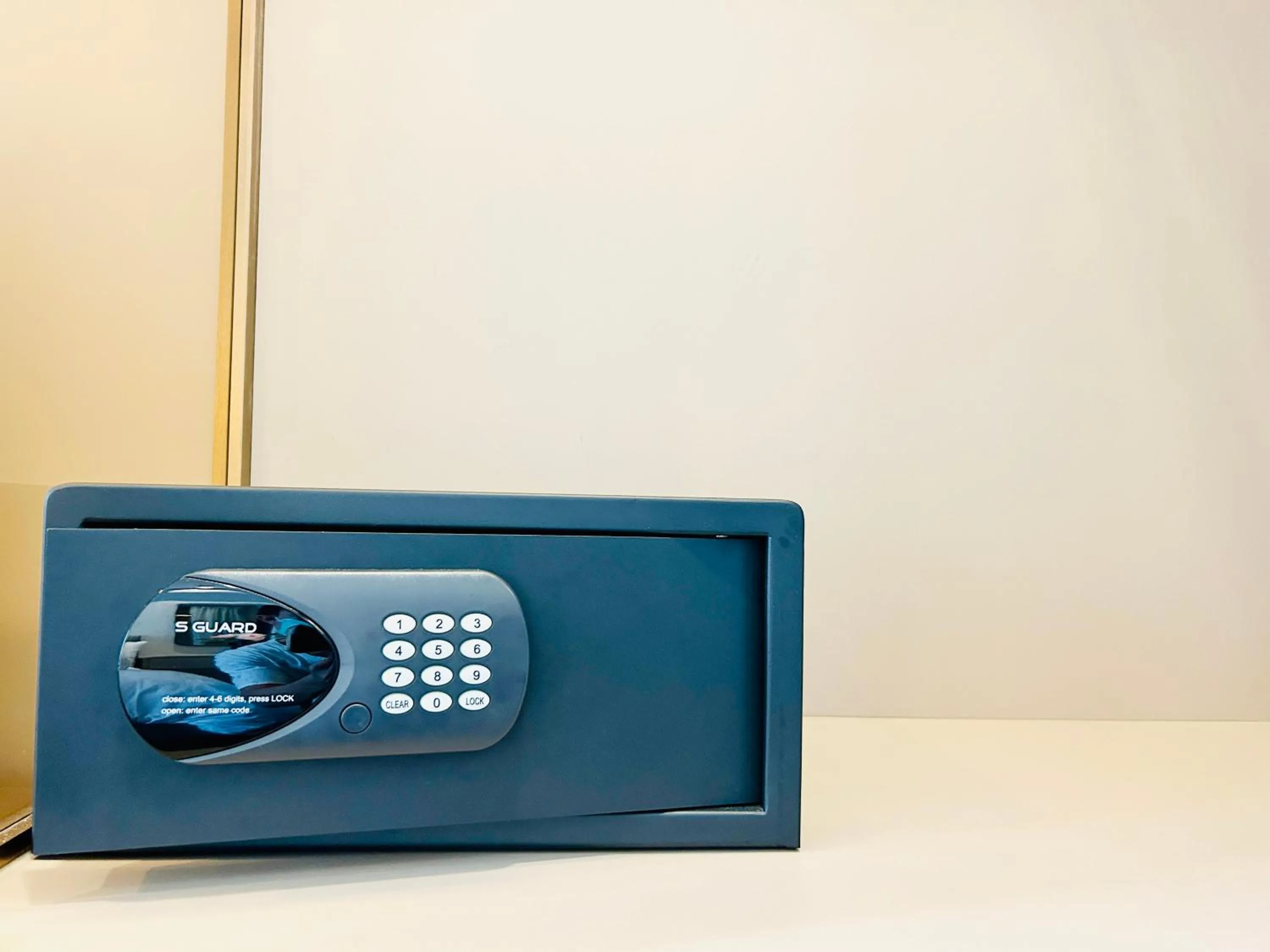 safe in Edge Central Pattaya By YoYo