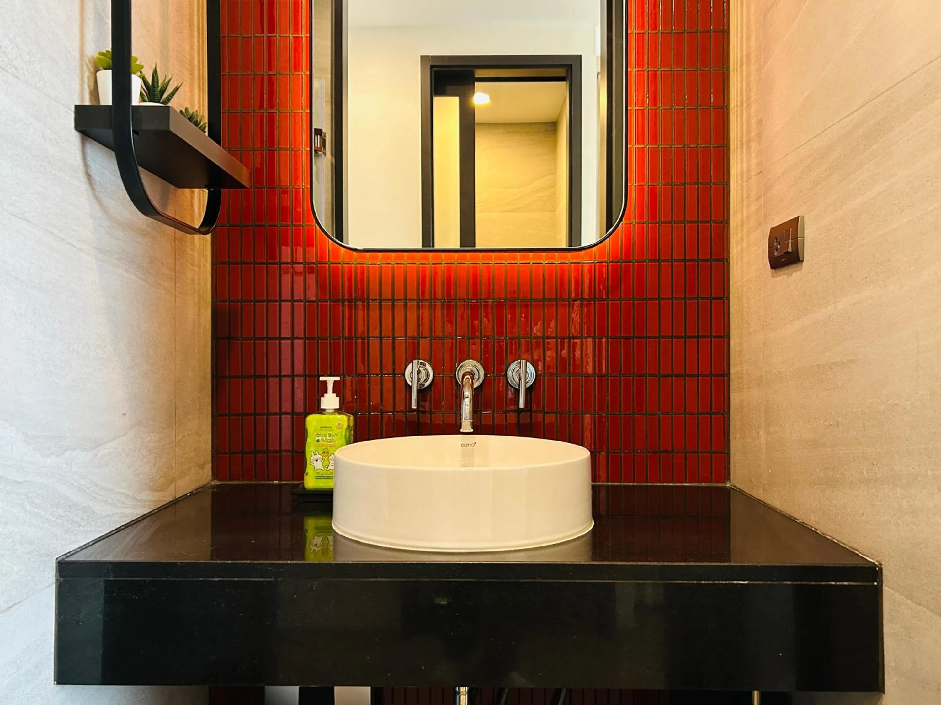 Toilet in Edge Central Pattaya By YoYo