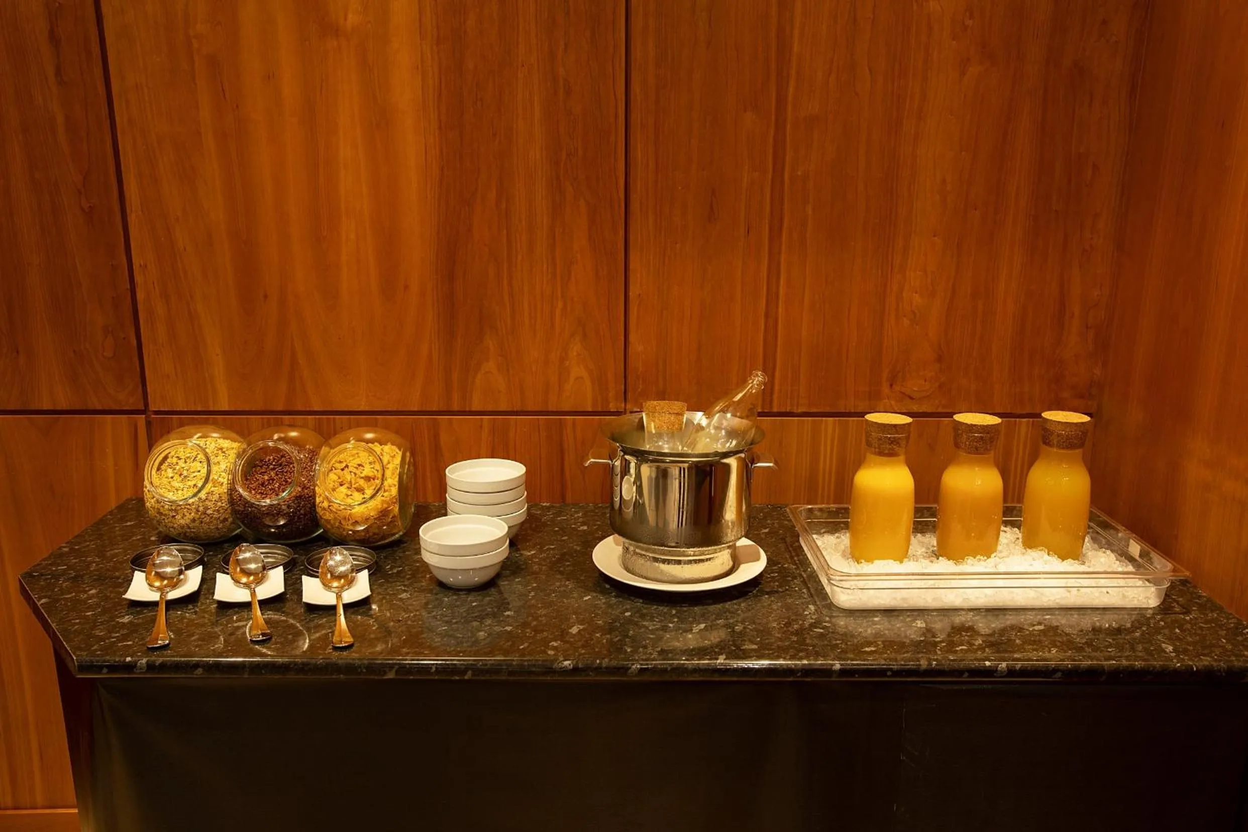 Restaurant/places to eat in Vértice Indalo Almería