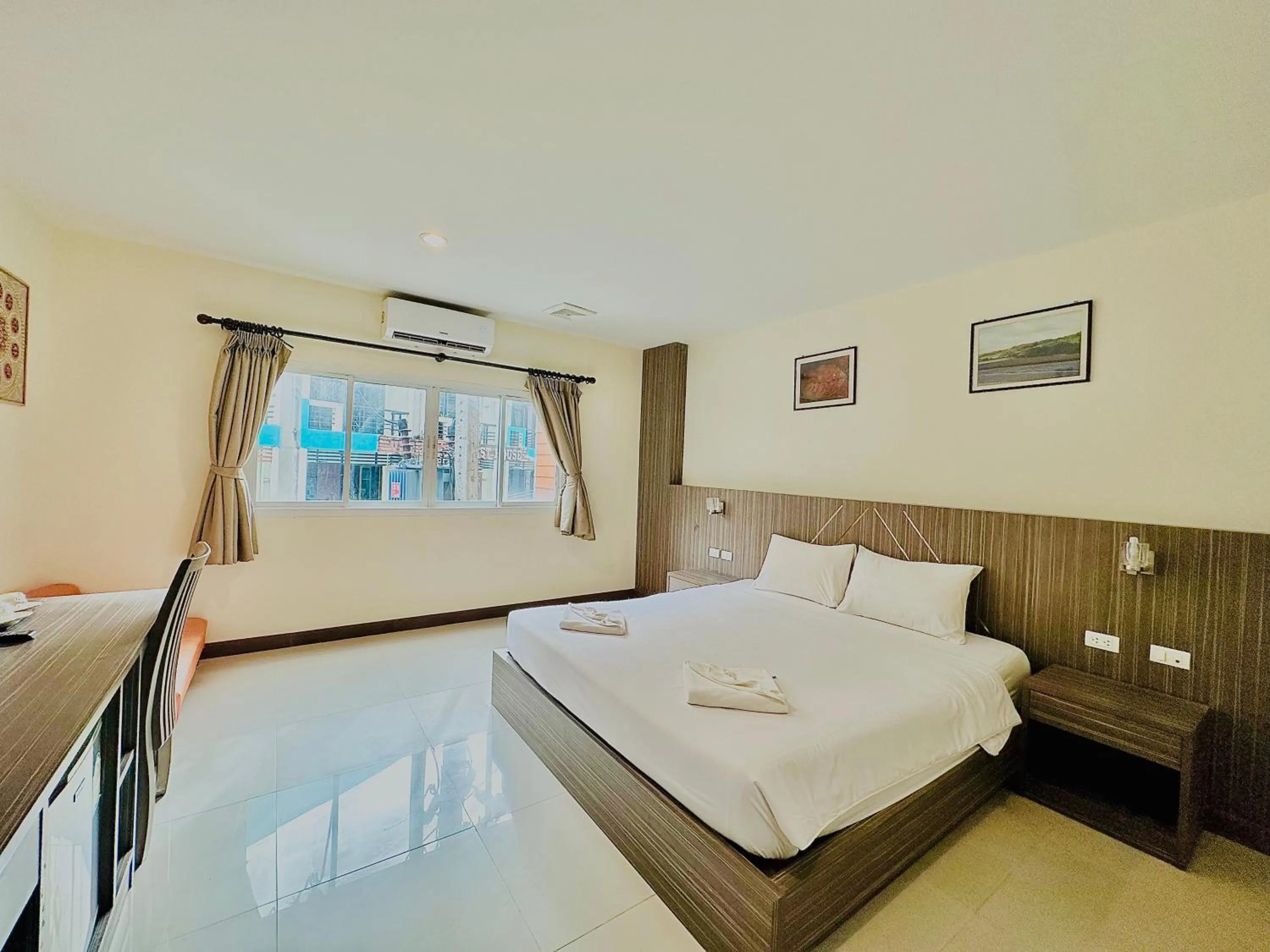 Bed in Cocoon Patong Hotel