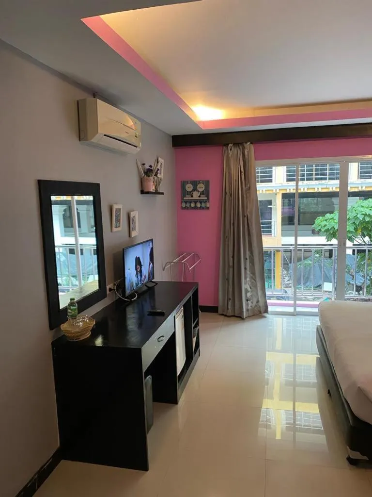 TV and multimedia, Bed in Lavender Patong Hotel