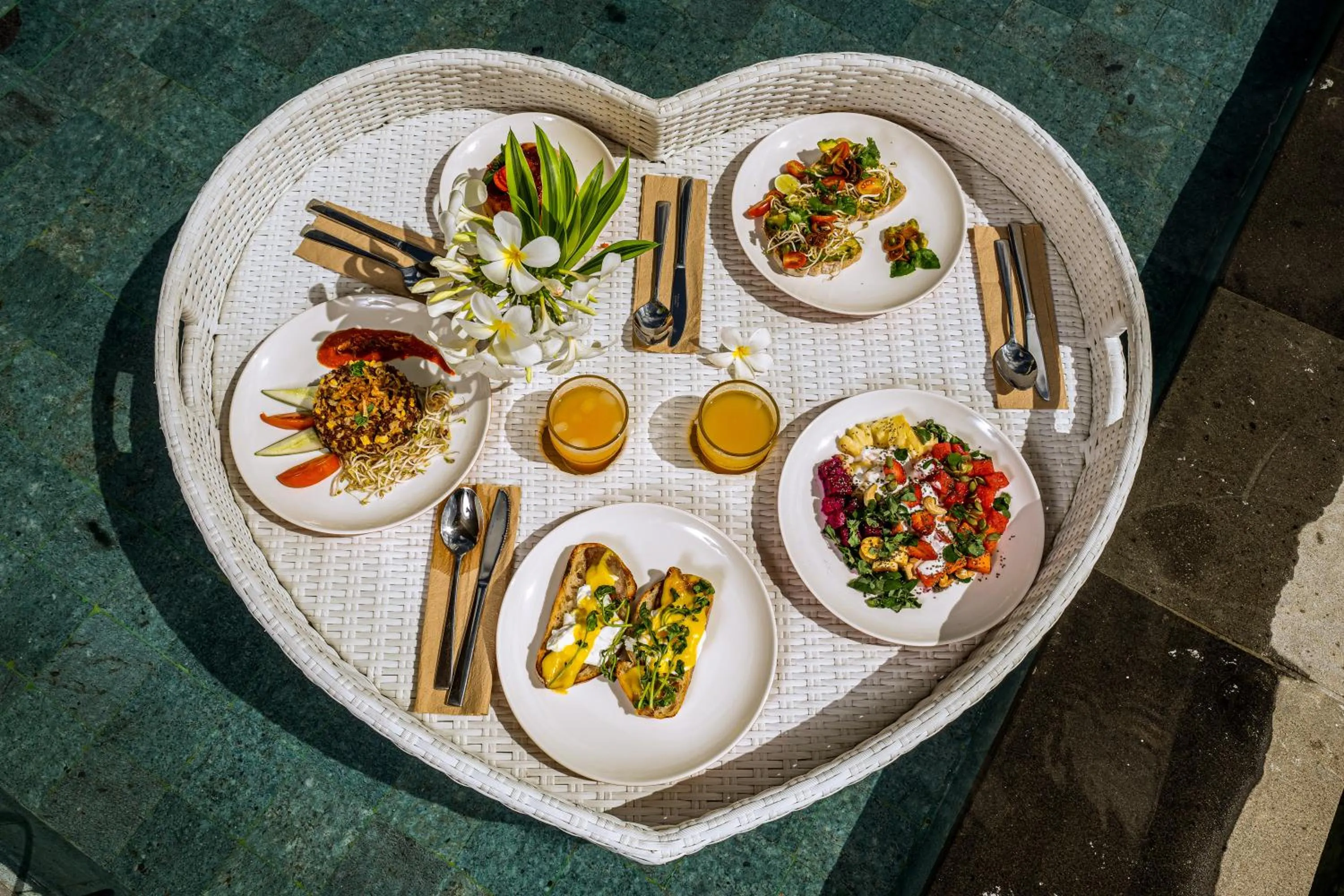 Food and drinks in Uluwatu Sunset Hills