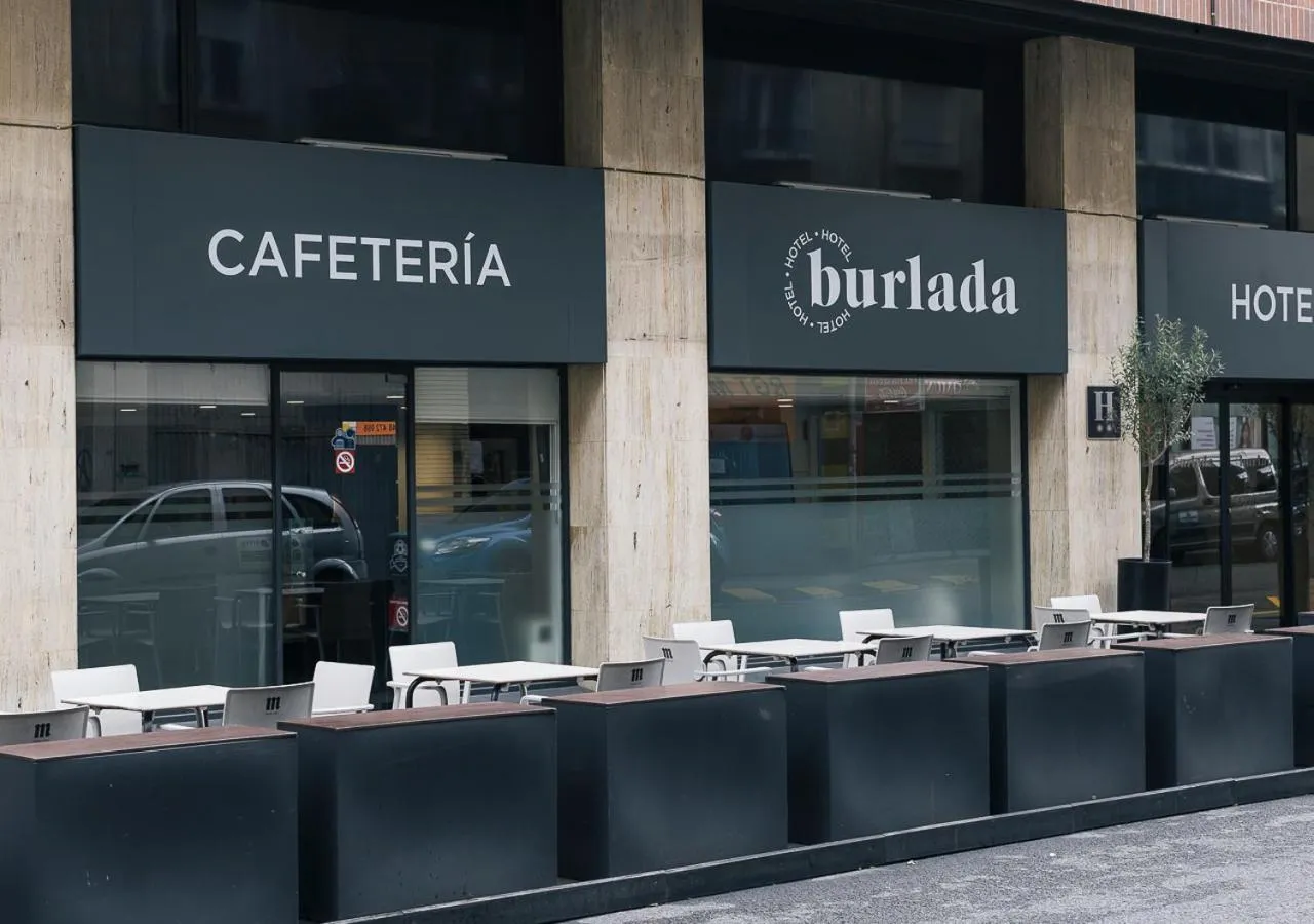 Restaurant/places to eat in Hotel Burlada