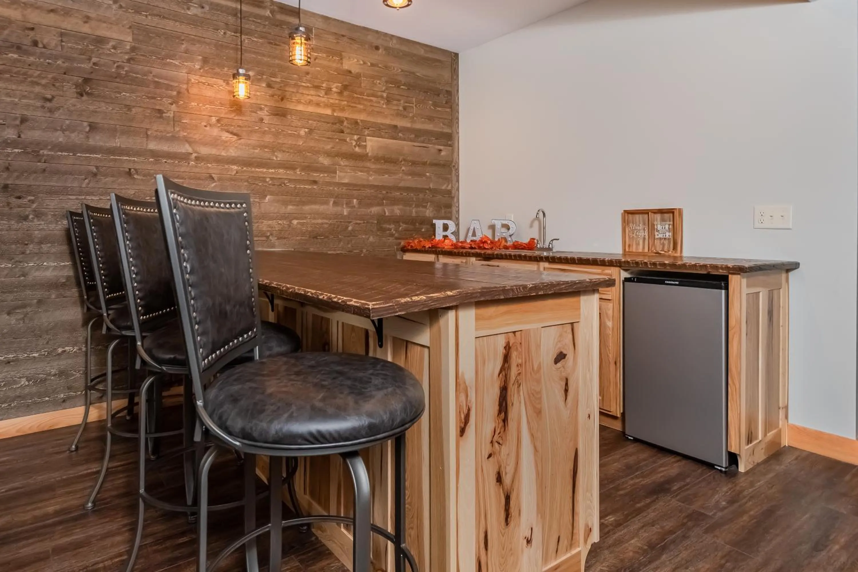 Property building in CJs Mountain Lodge