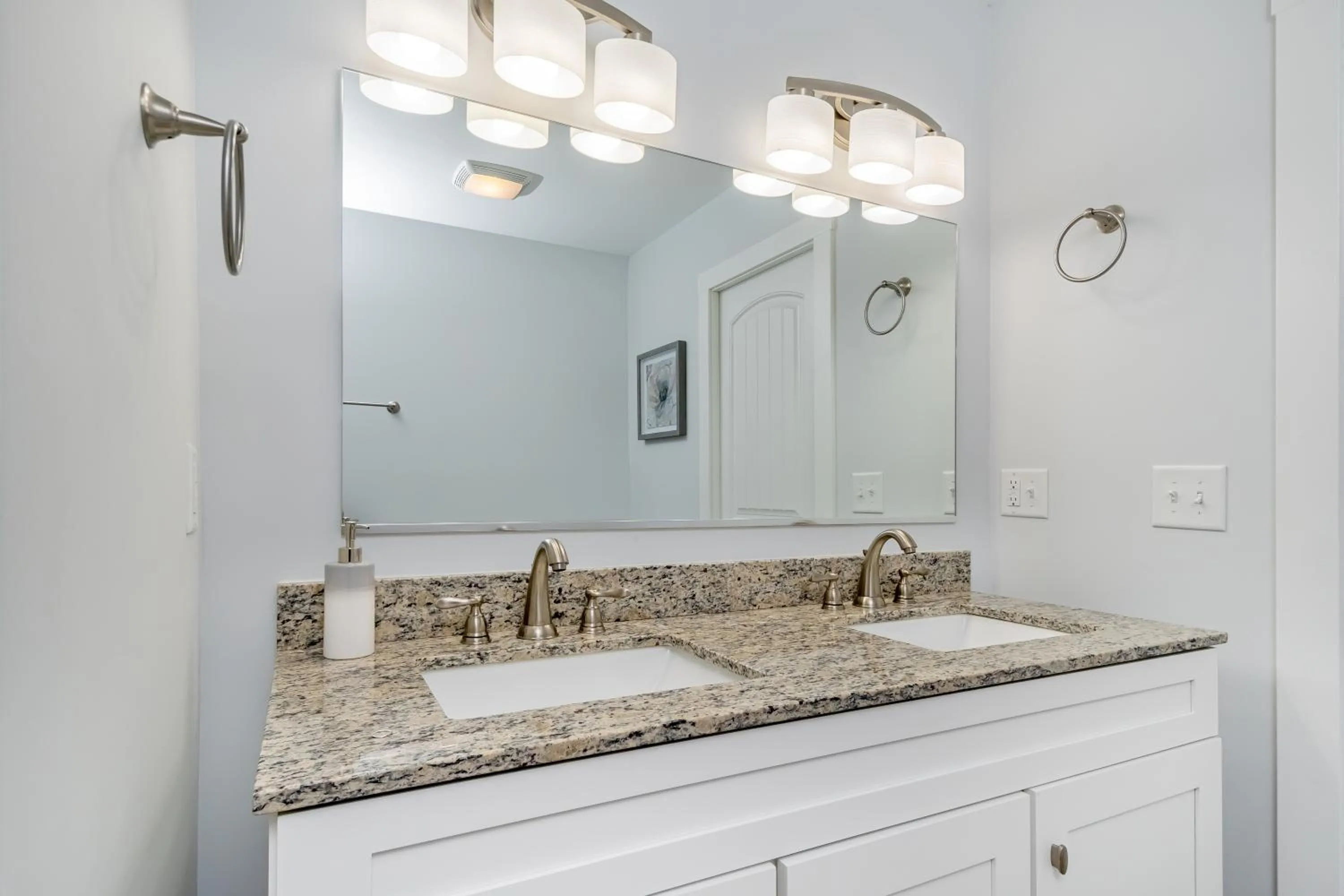 Property building in Alla Famiglia