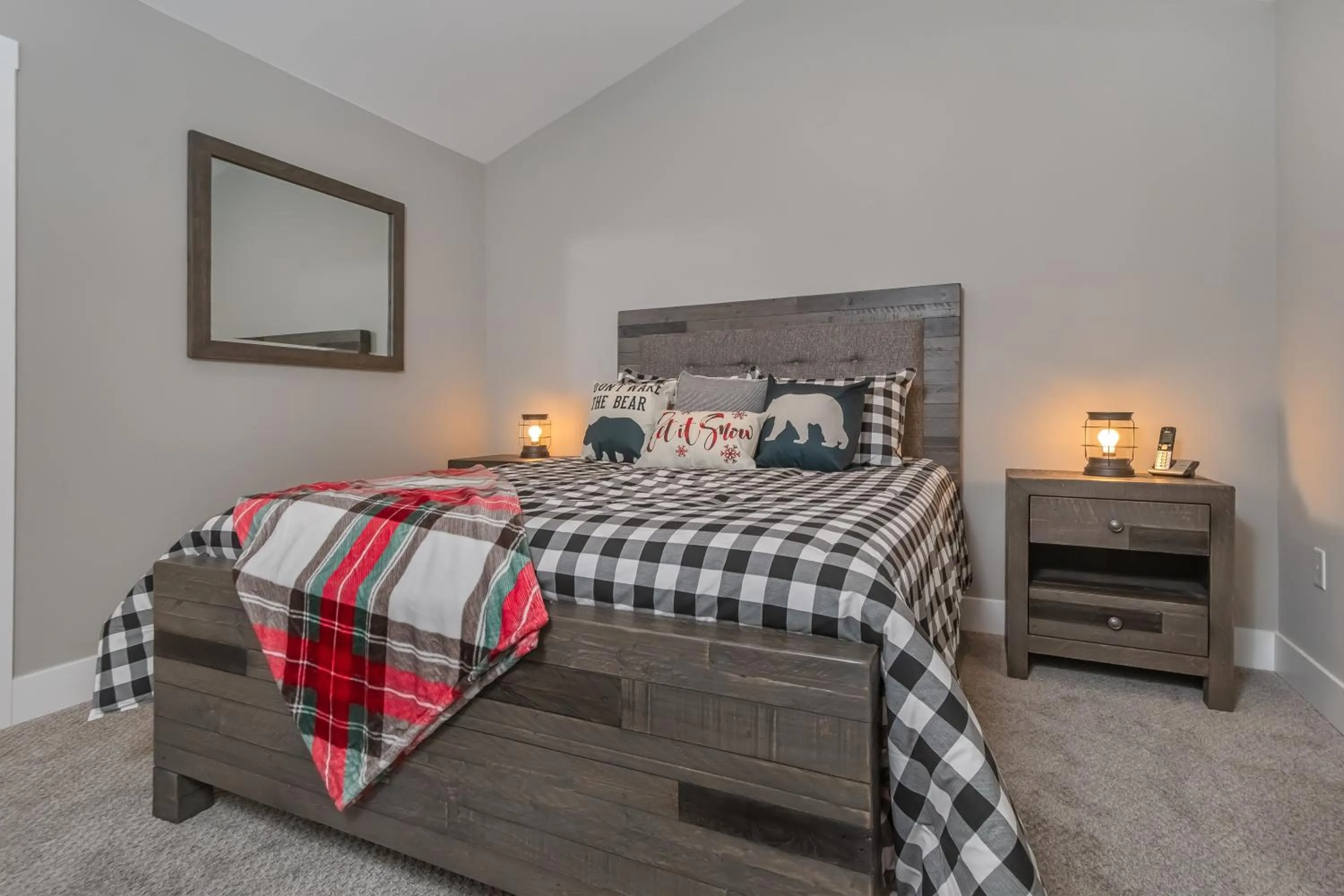 Property building, Bed in Alla Famiglia