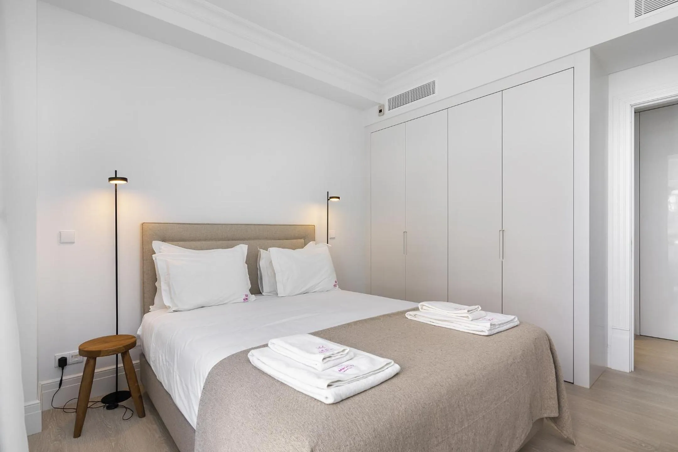 Bedroom, Bed in Les Deux Mariettes Apartments & Suites