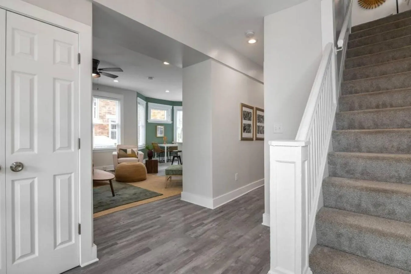 Area and facilities in Deluxe 4-Bedroom w Huge Deck 3-Min to Downtown