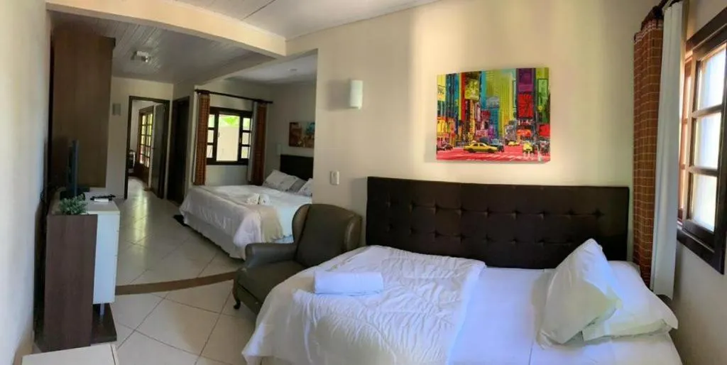 Photo of the whole room in Pousada Solar dos Girassóis