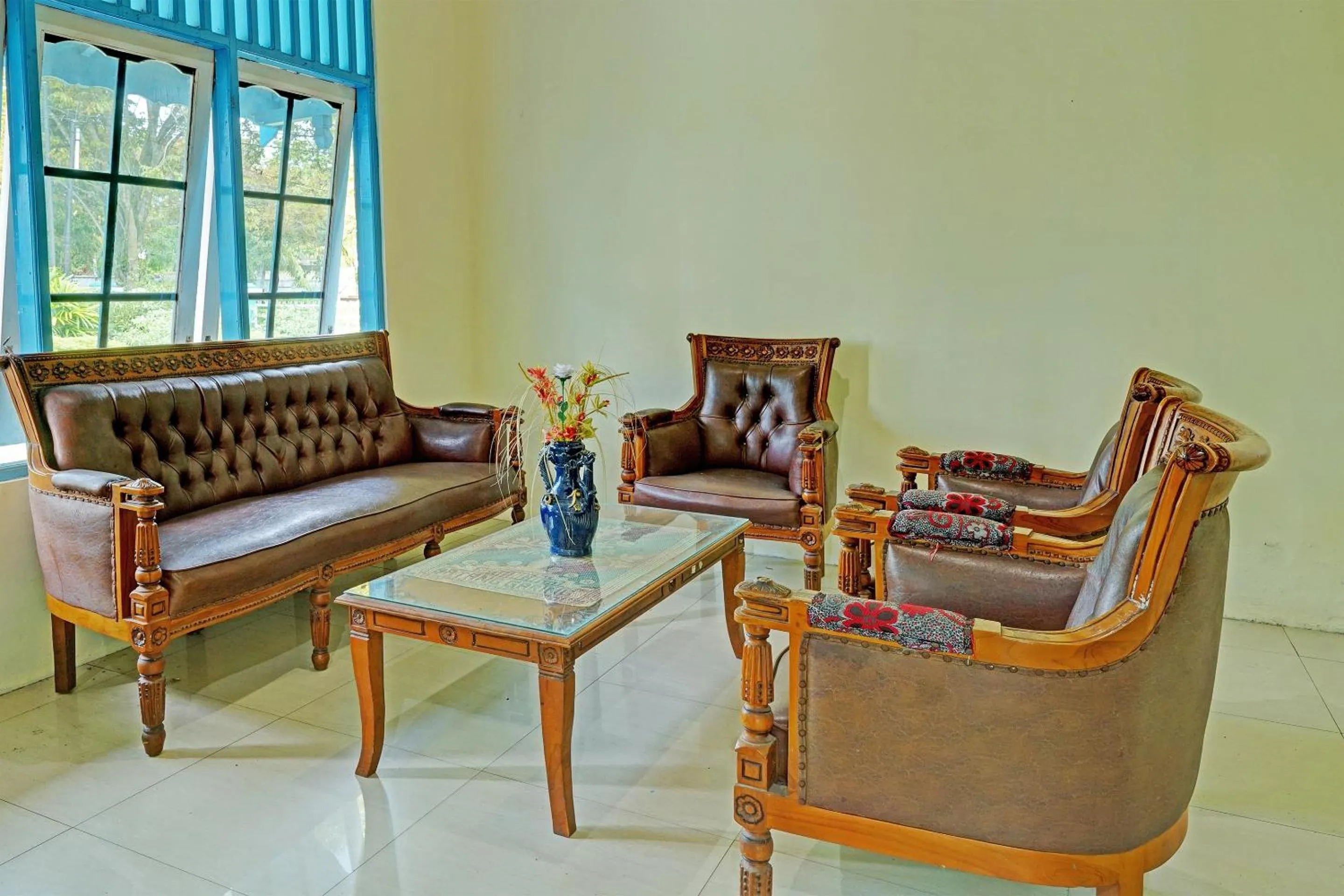 Lobby or reception in Capital O 91806 Hotel Batu Suli
