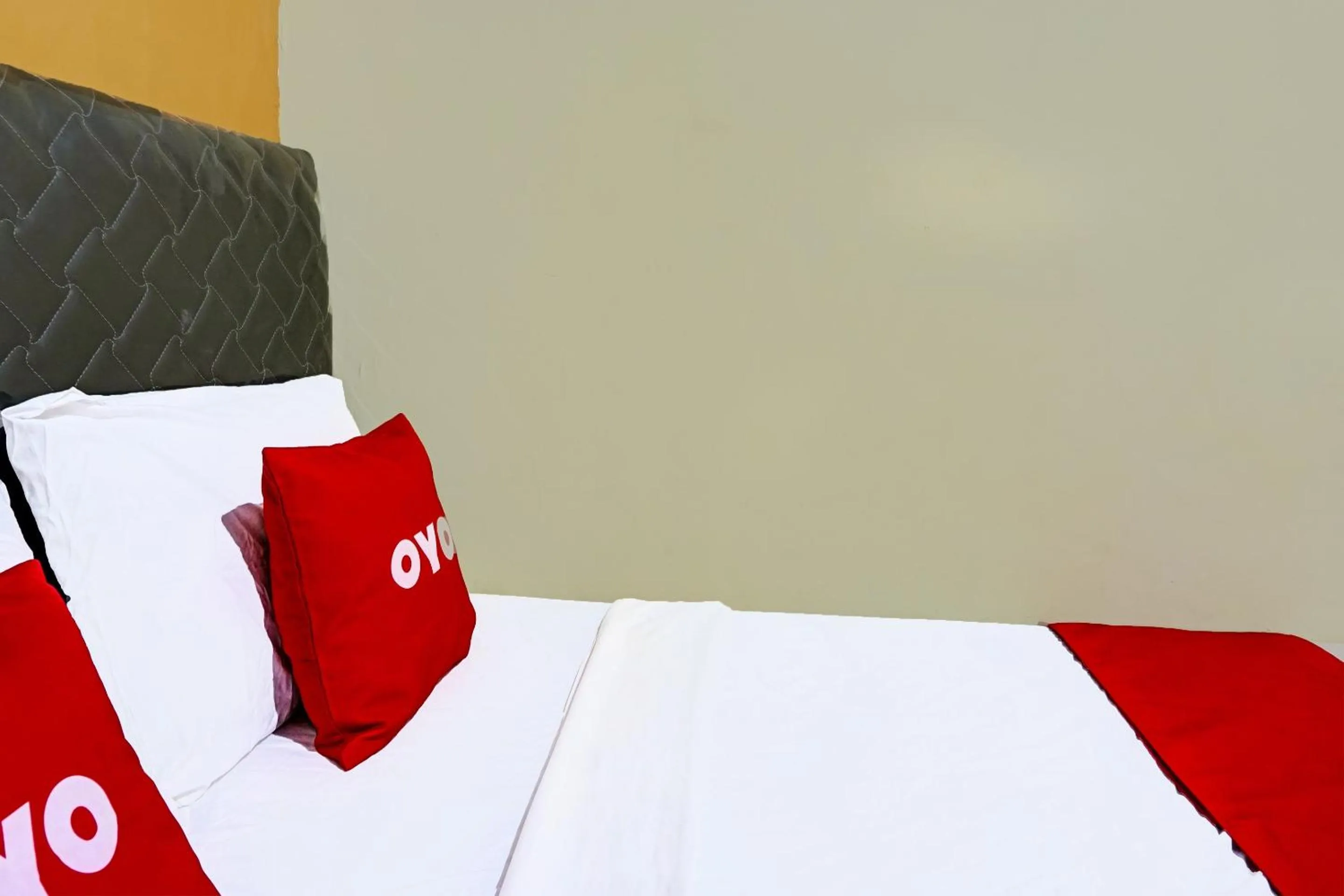 Bedroom, Bed in OYO 91825 Ayu Lestari Homestay