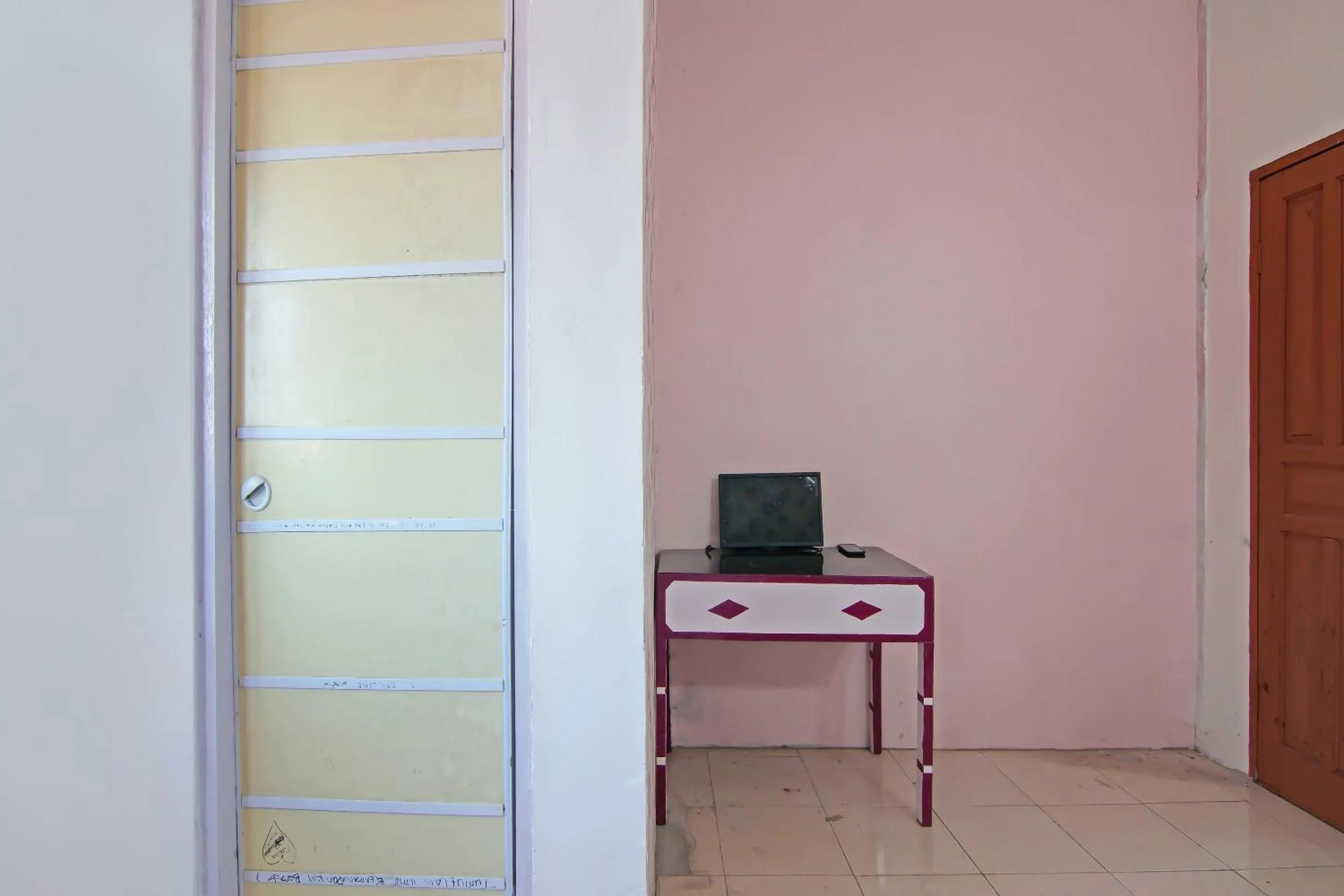 Bedroom in Hotel O Yoezef Homestay Syariah