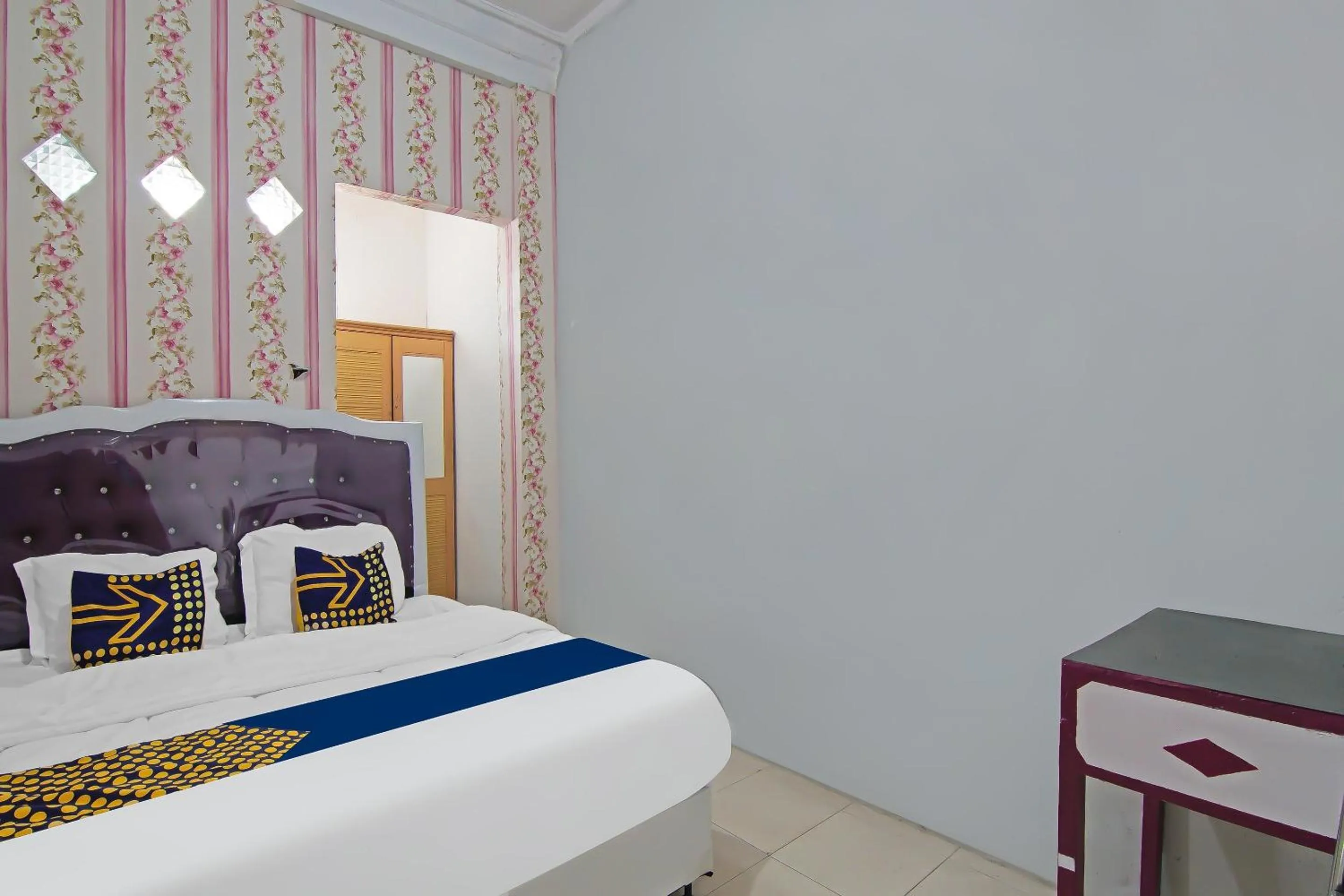Bedroom, Bed in Hotel O Yoezef Homestay Syariah