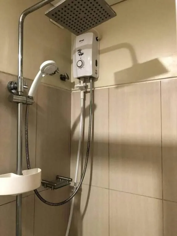 Shell Residences Homey Condo by DNJ