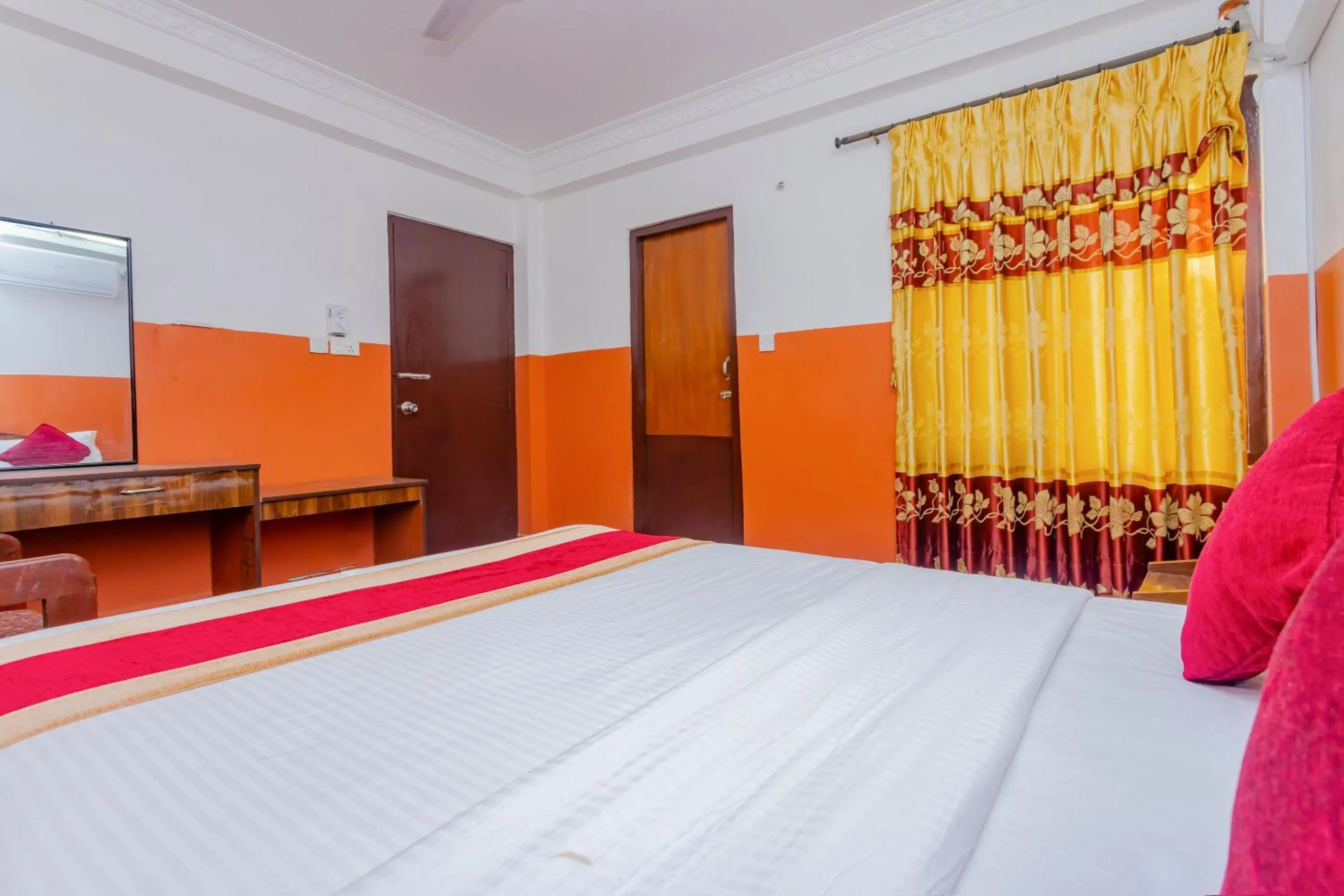 Bedroom, Bed in OYO 797 Hotel Aakansh