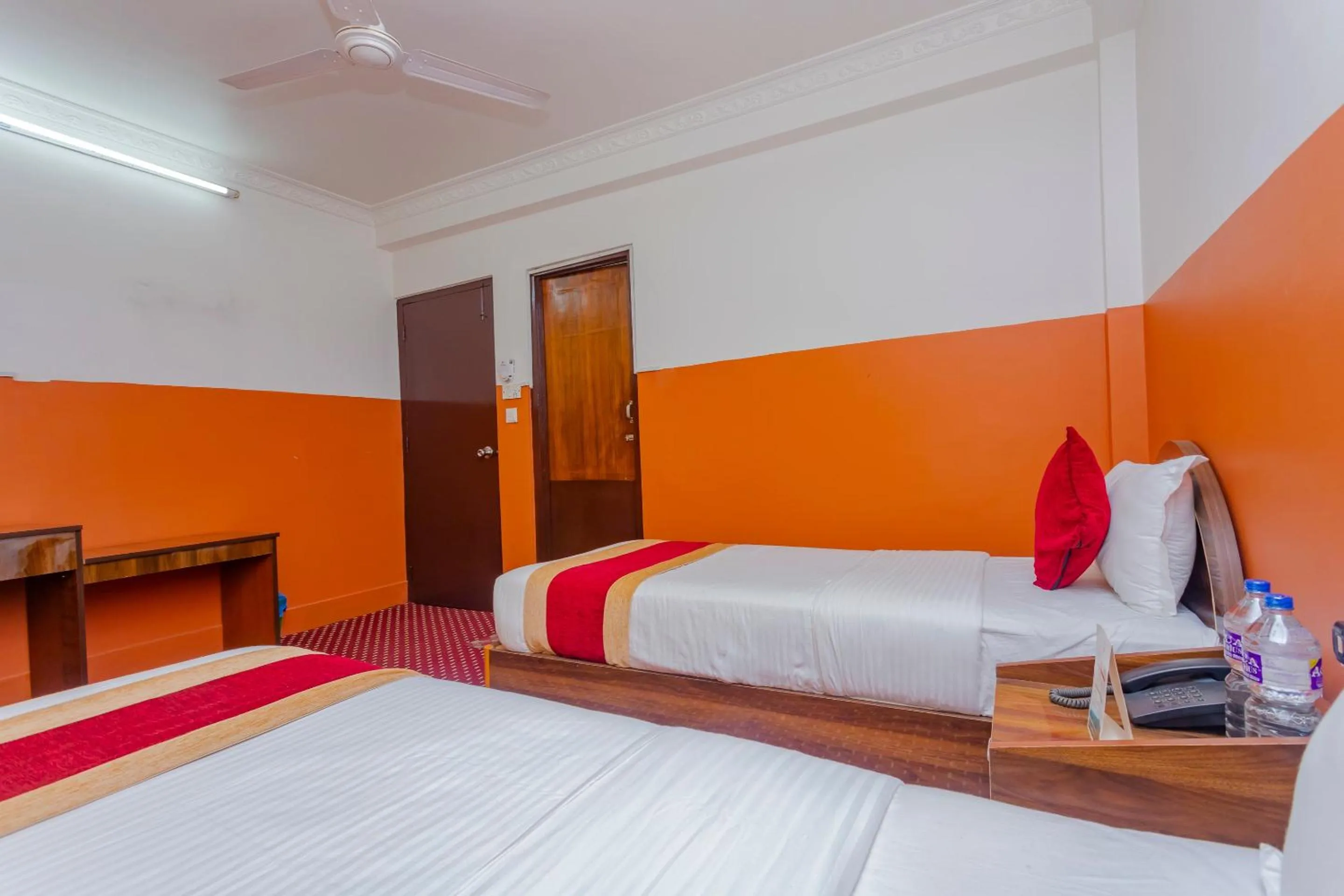 Bedroom, Bed in OYO 797 Hotel Aakansh