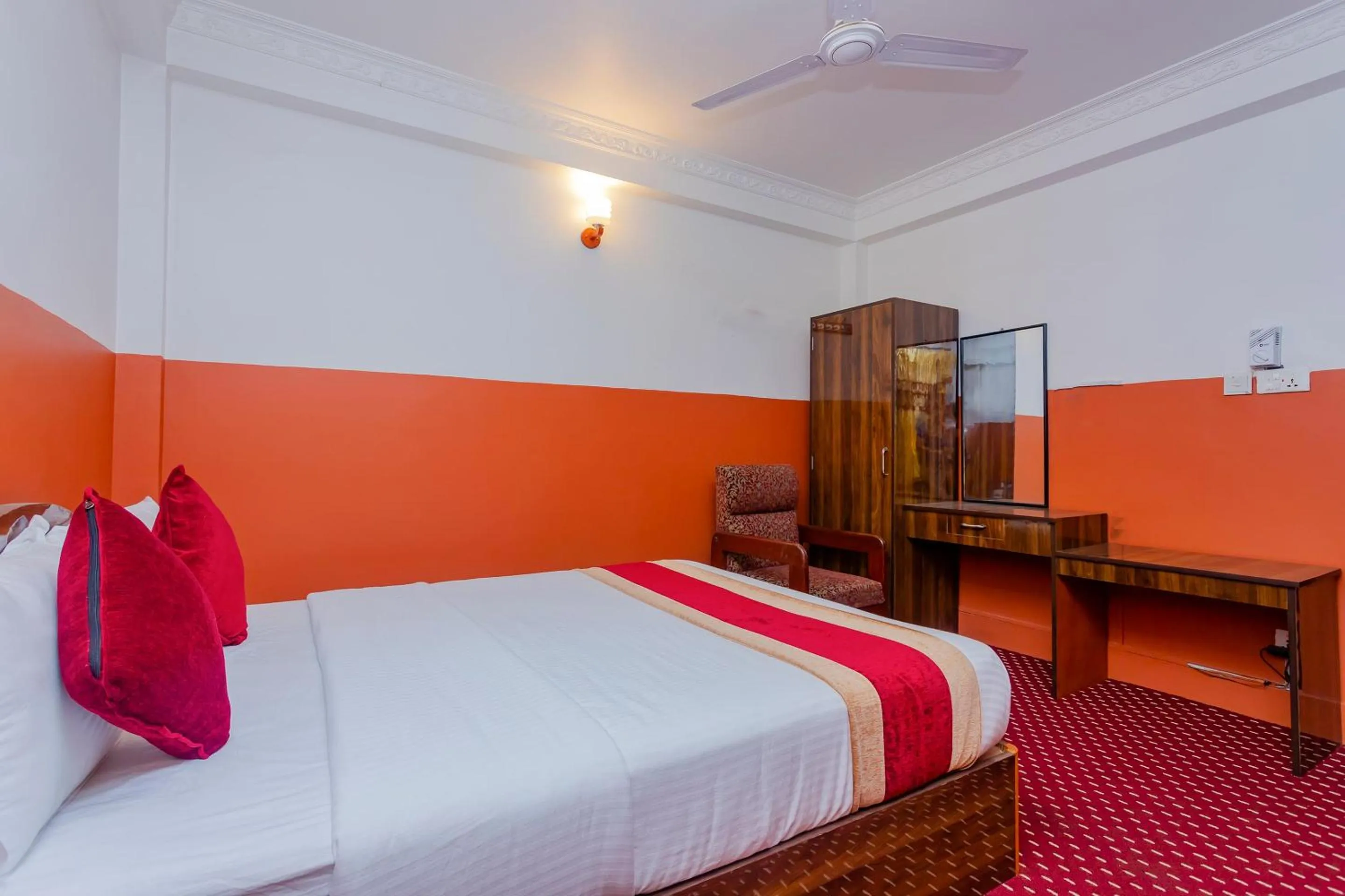 Bedroom, Bed in OYO 797 Hotel Aakansh