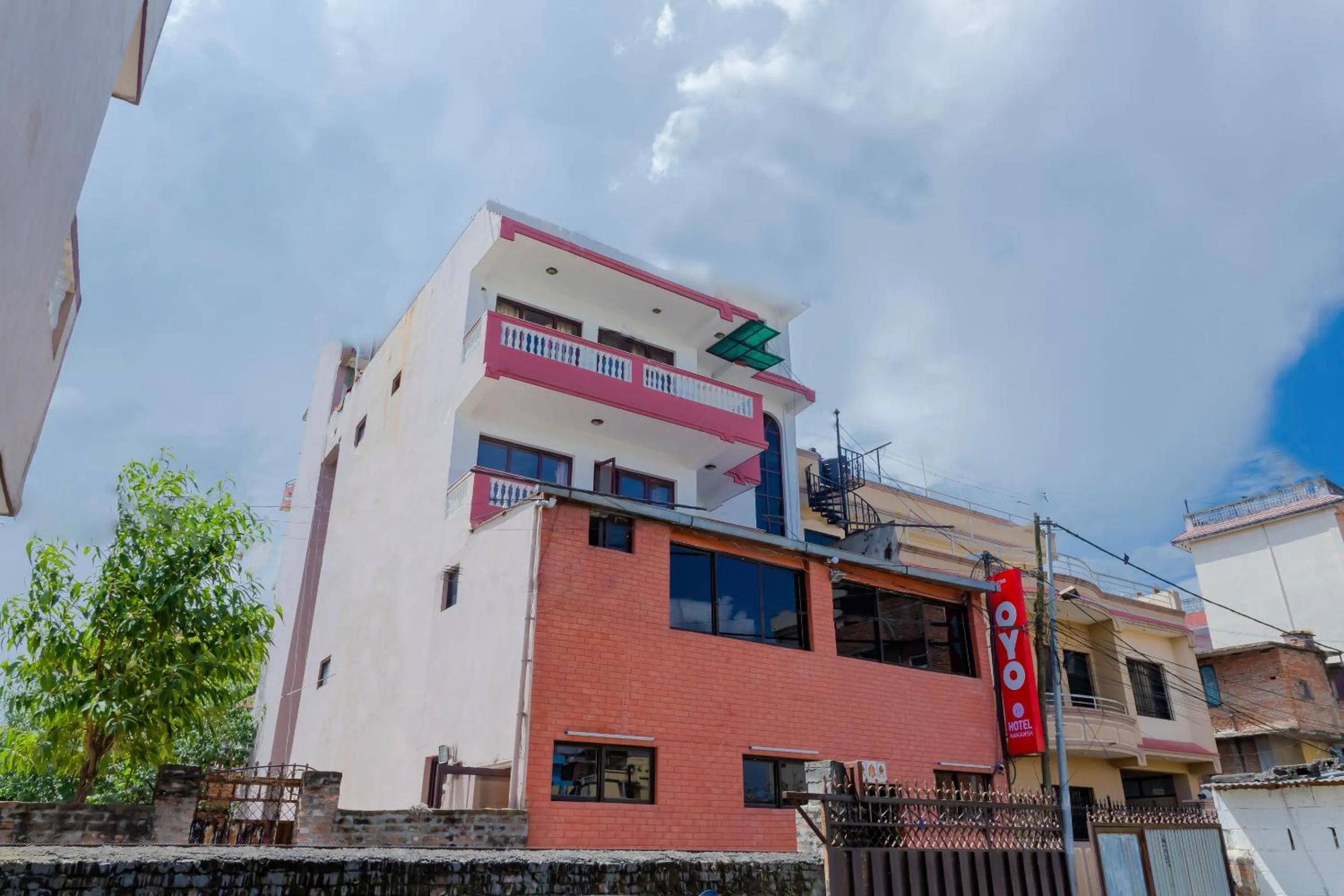 OYO 797 Hotel Aakansh