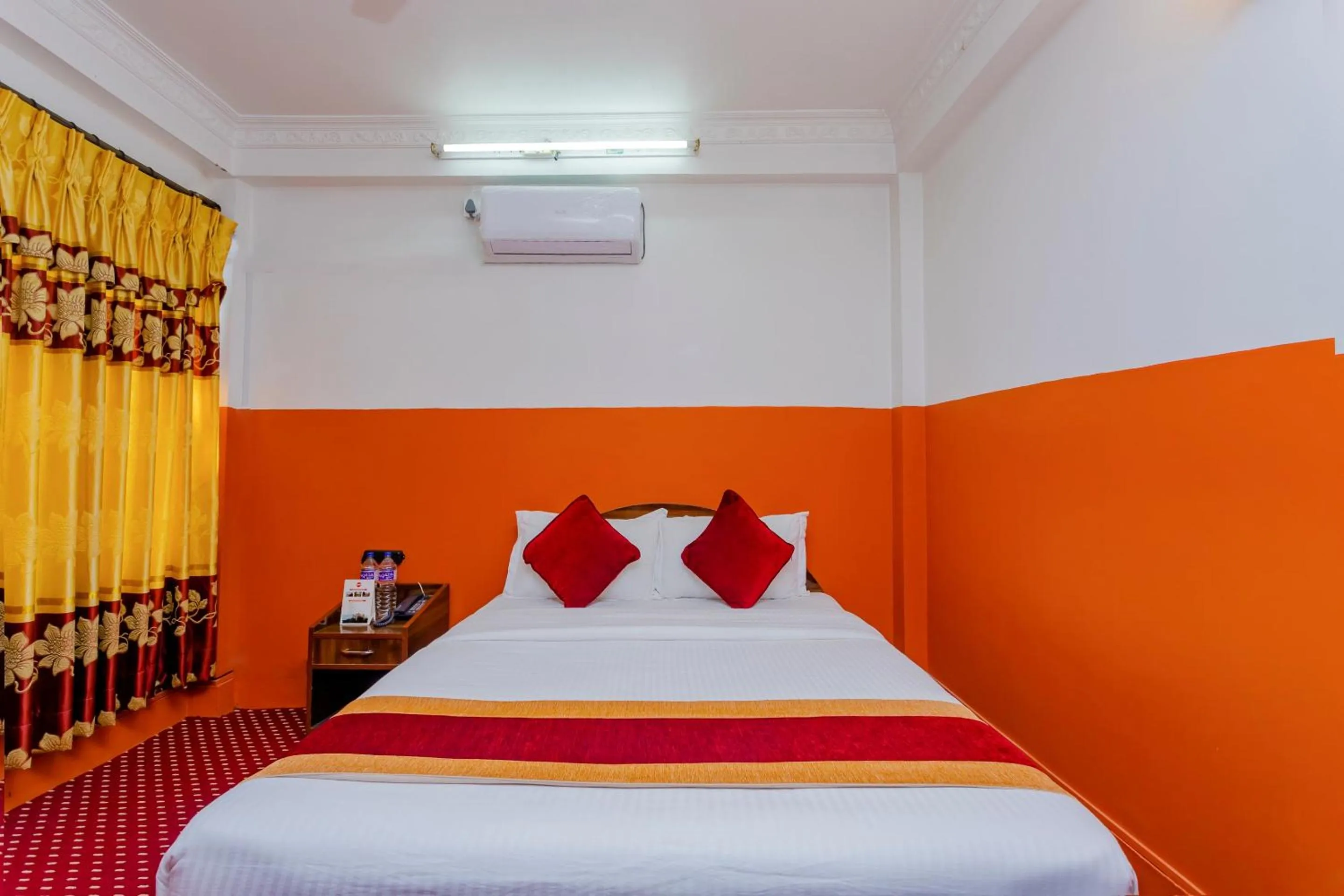 Bedroom, Bed in OYO 797 Hotel Aakansh