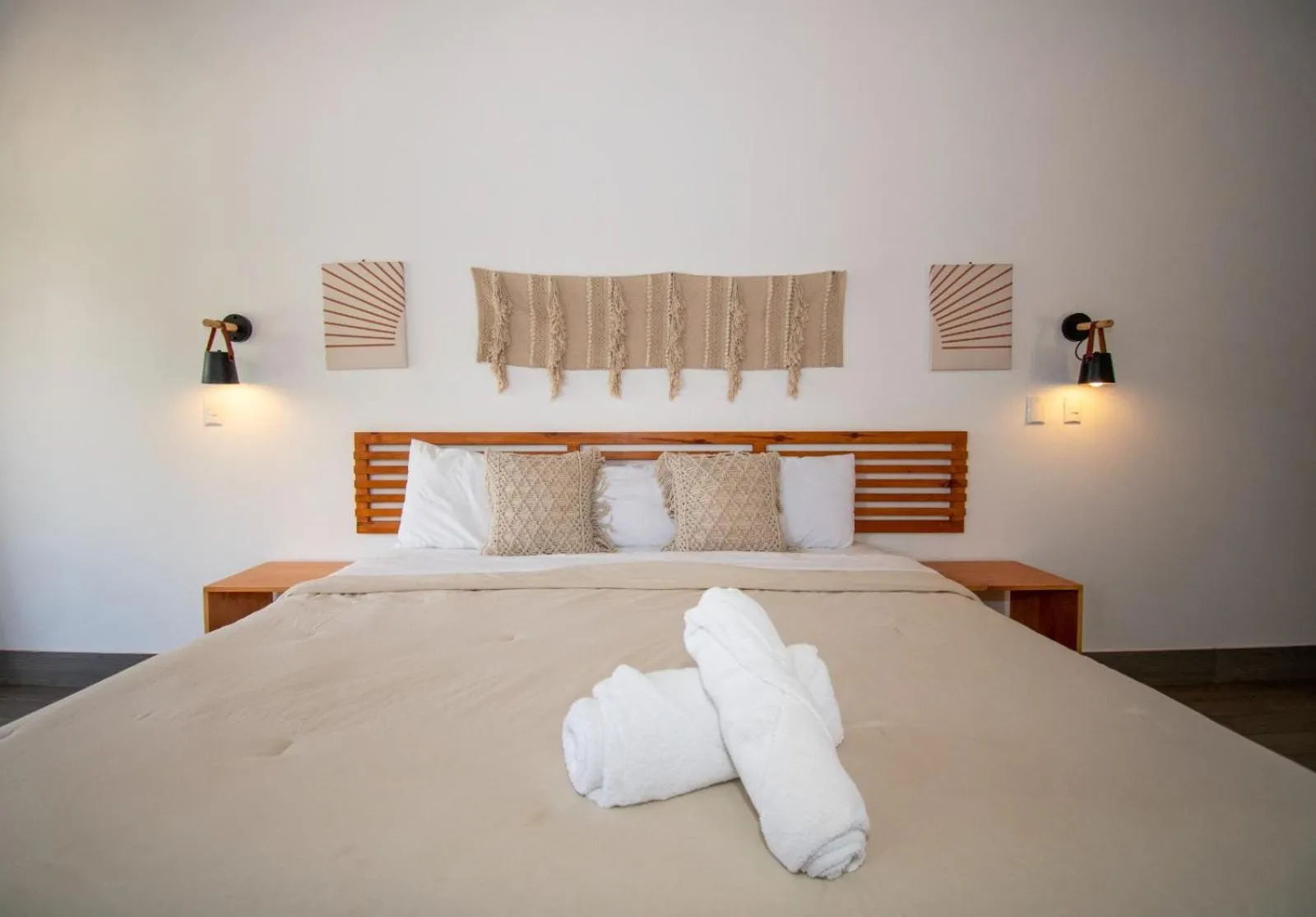 Bedroom, Bed in Yuli Hotel