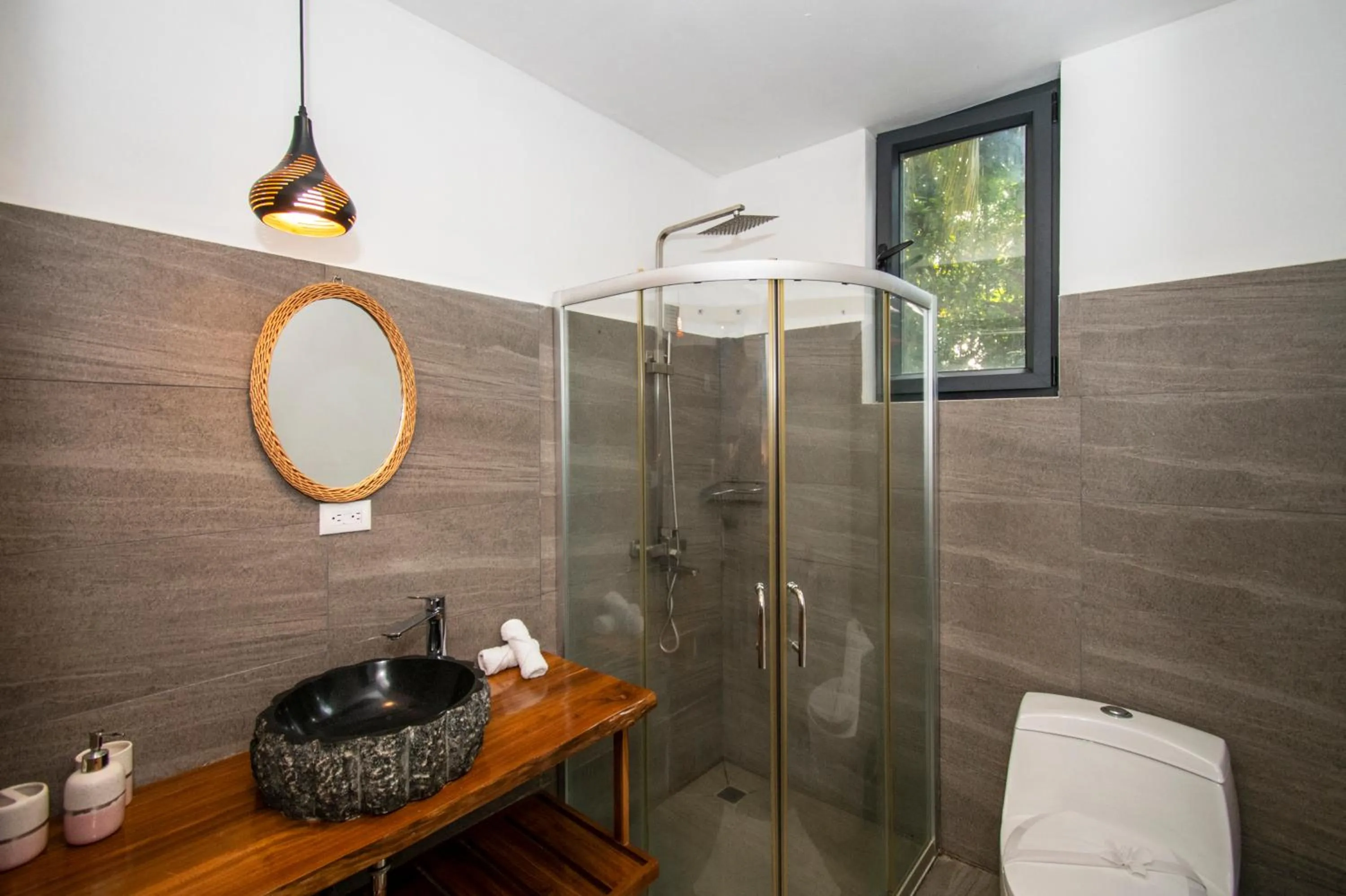 Property building in Yuli Hotel