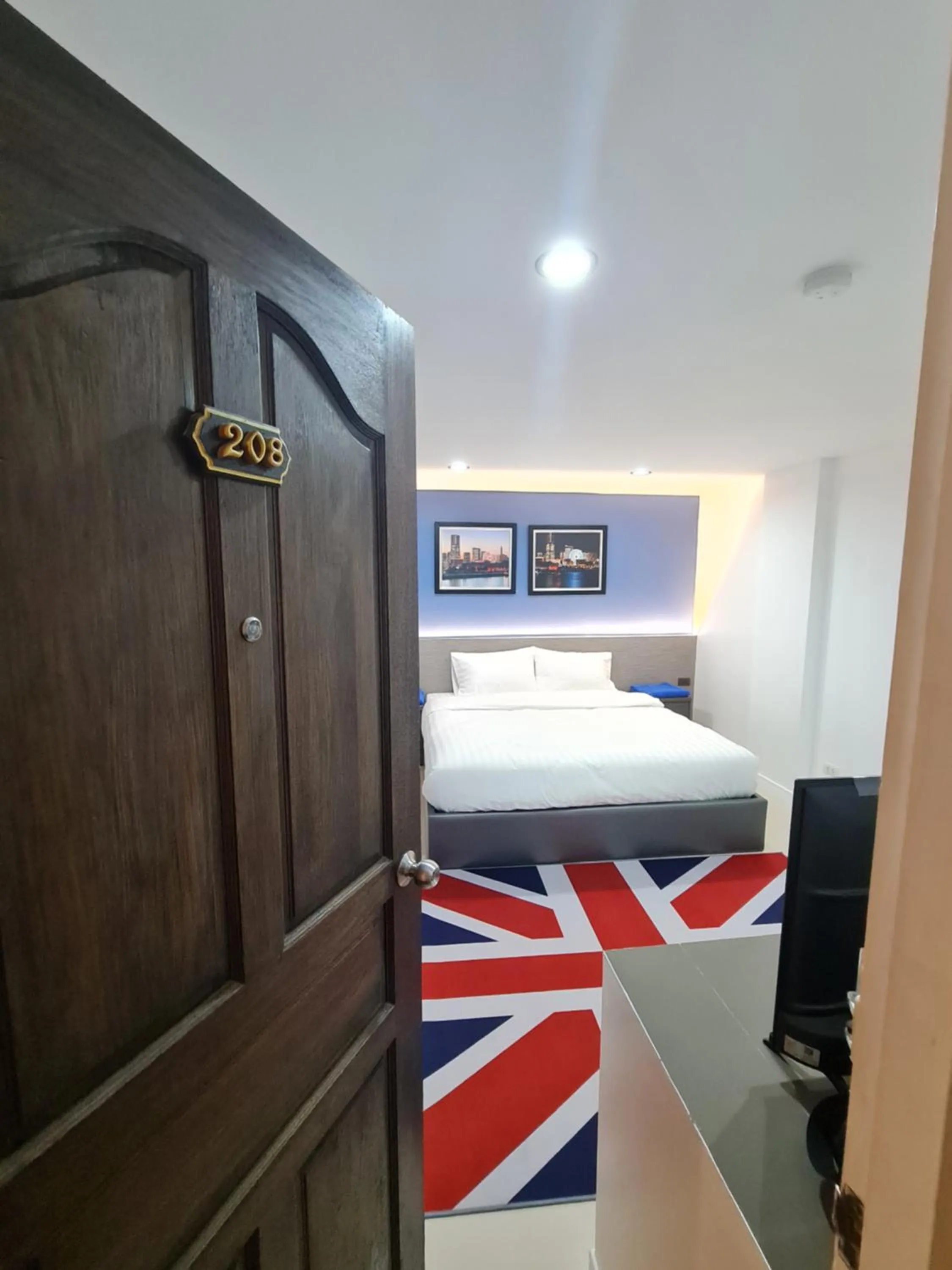 Bed in Poonsuk Place Hotel