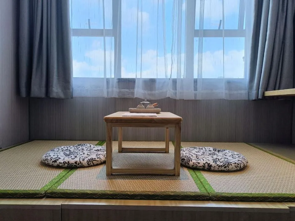 Echarm Hotel Foshan Guangfo Road Jiaokou Metro Station