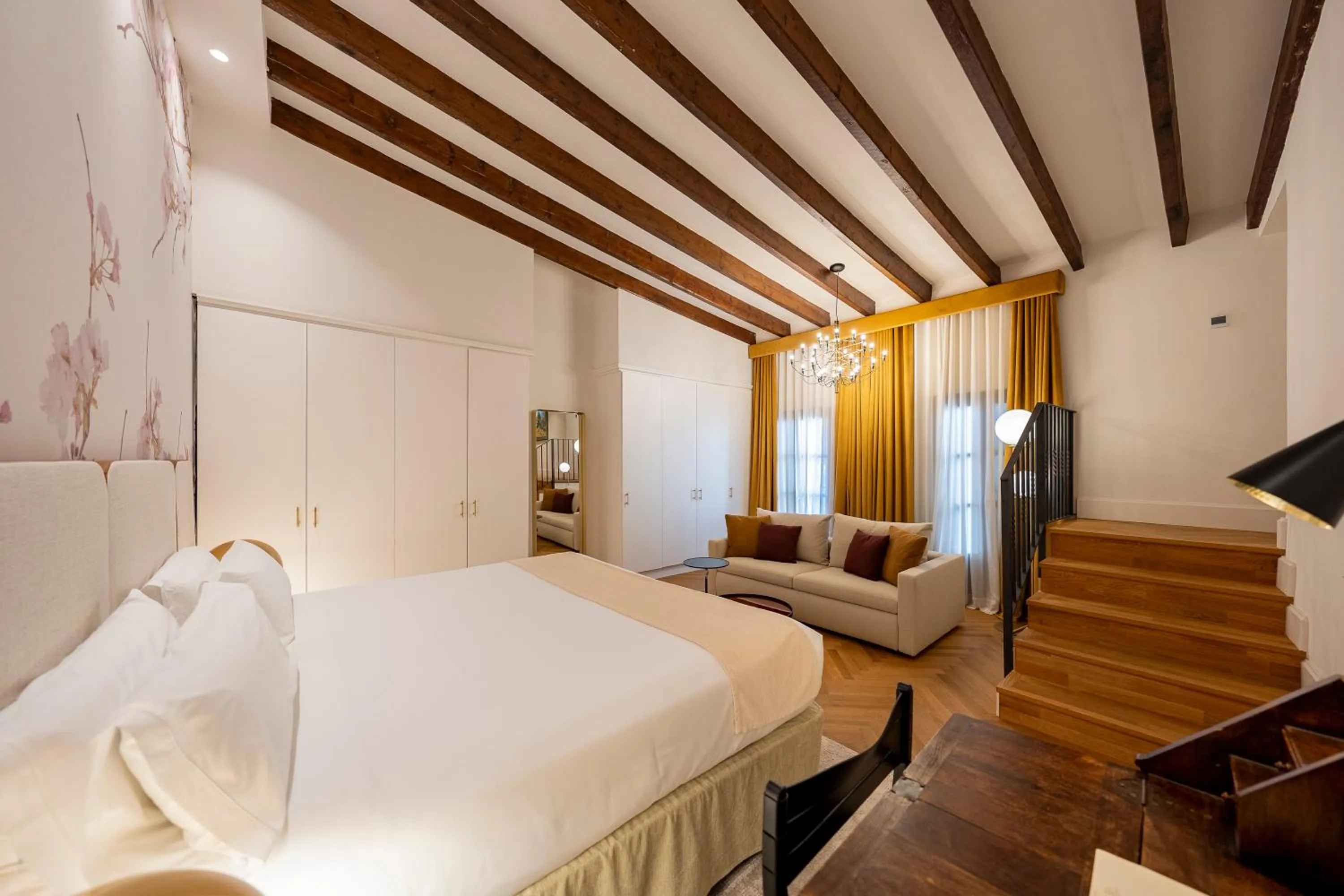 Photo of the whole room, Bed in Palacio Ca Sa Galesa