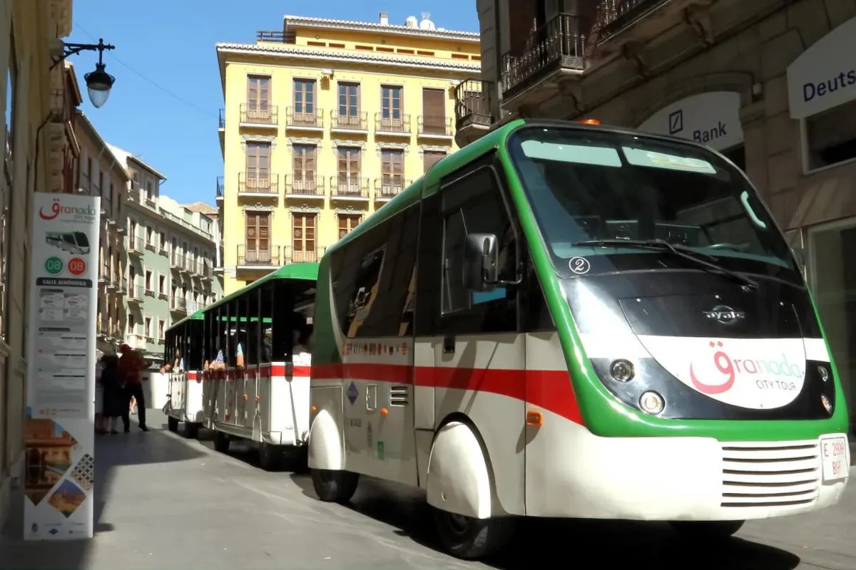 shuttle in Hotel Presidente by Maxi Hoteles