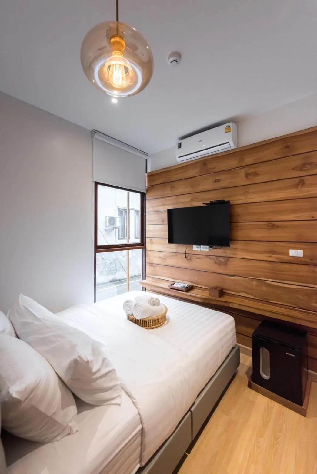 Bedroom, Bed in U chaikhong