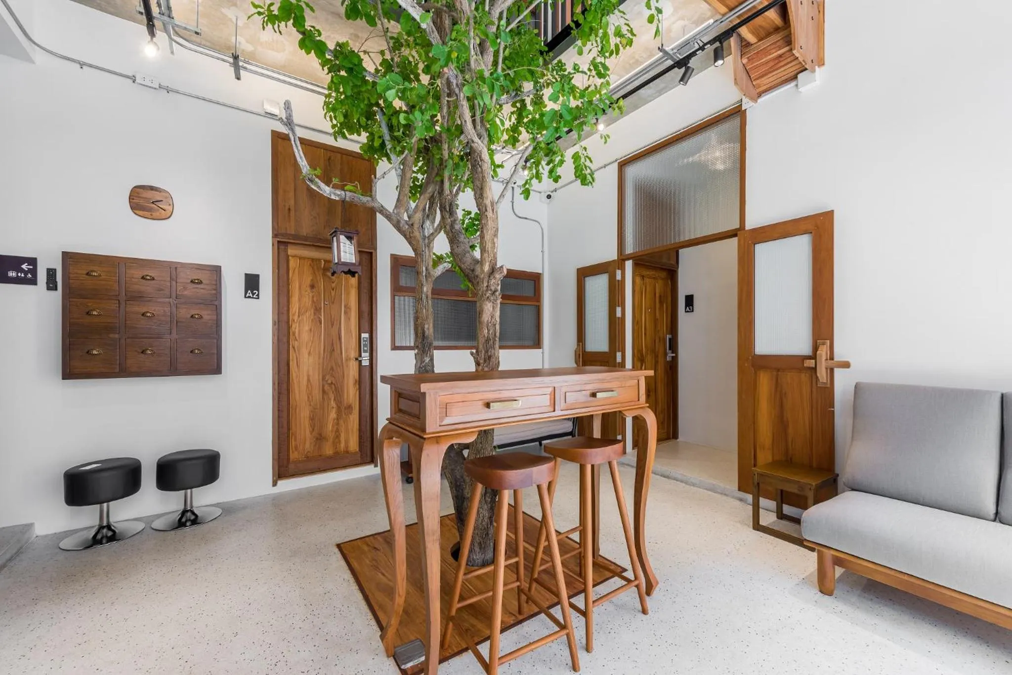 Lobby or reception in U chaikhong