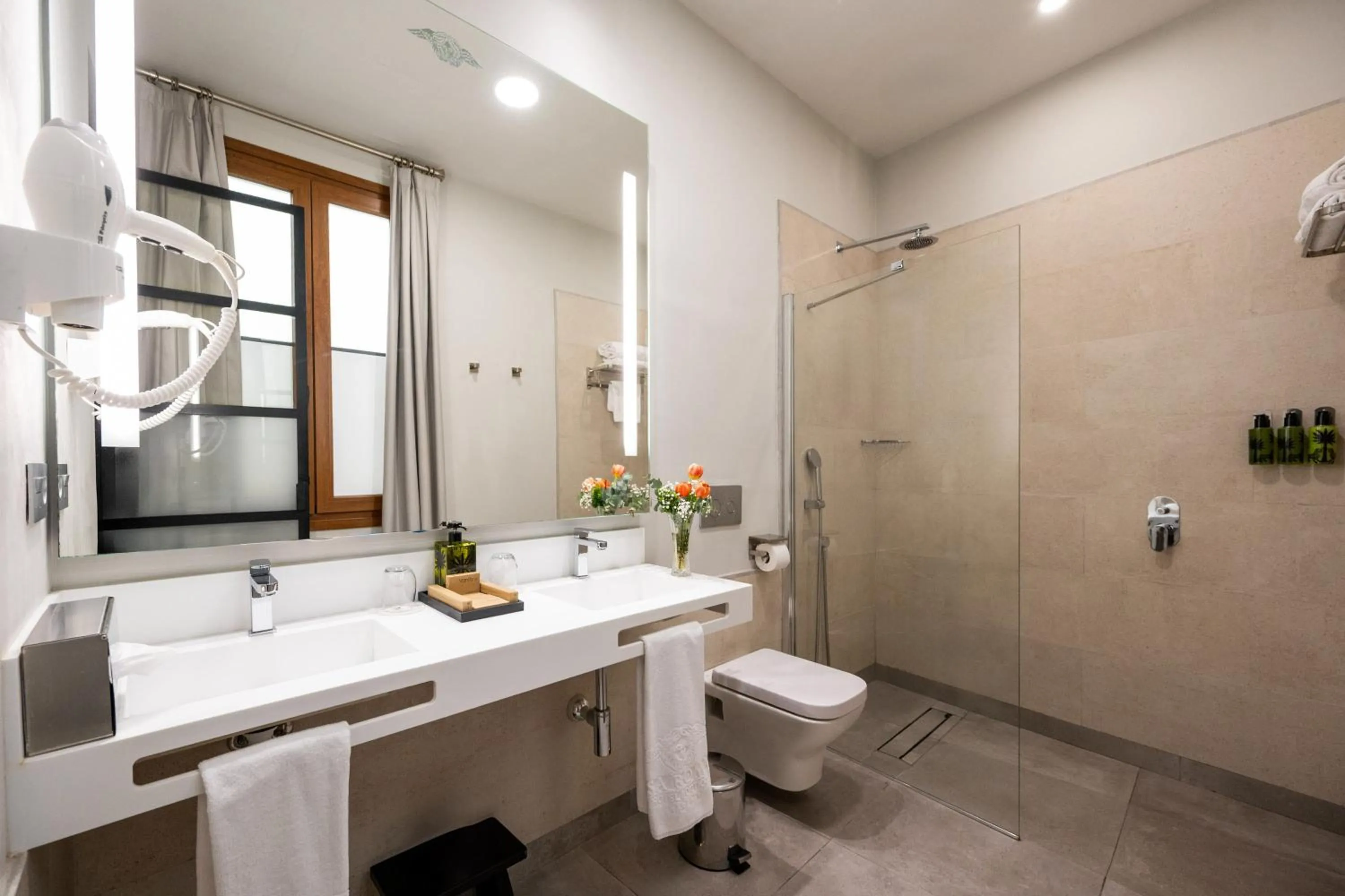 Shower in Casa Romana Hotel Boutique