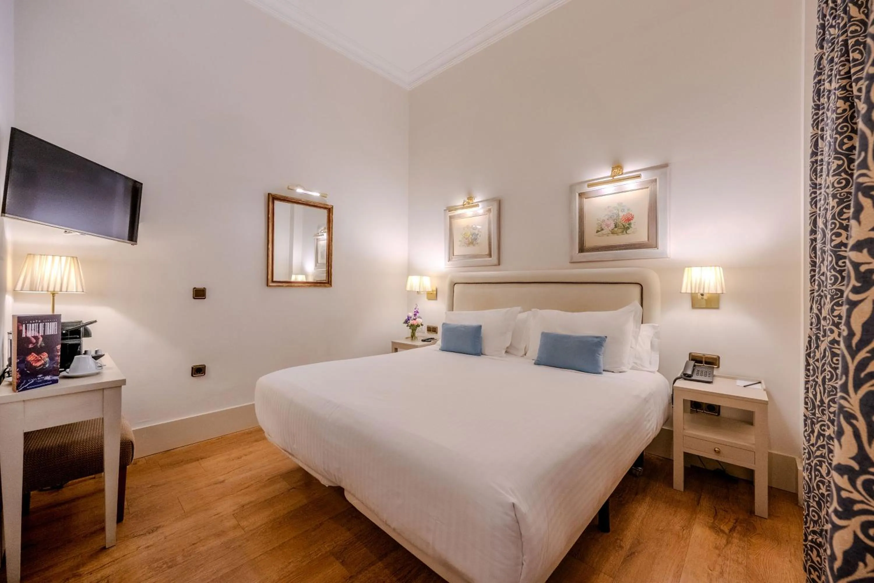 Bedroom, Bed in Casa Romana Hotel Boutique