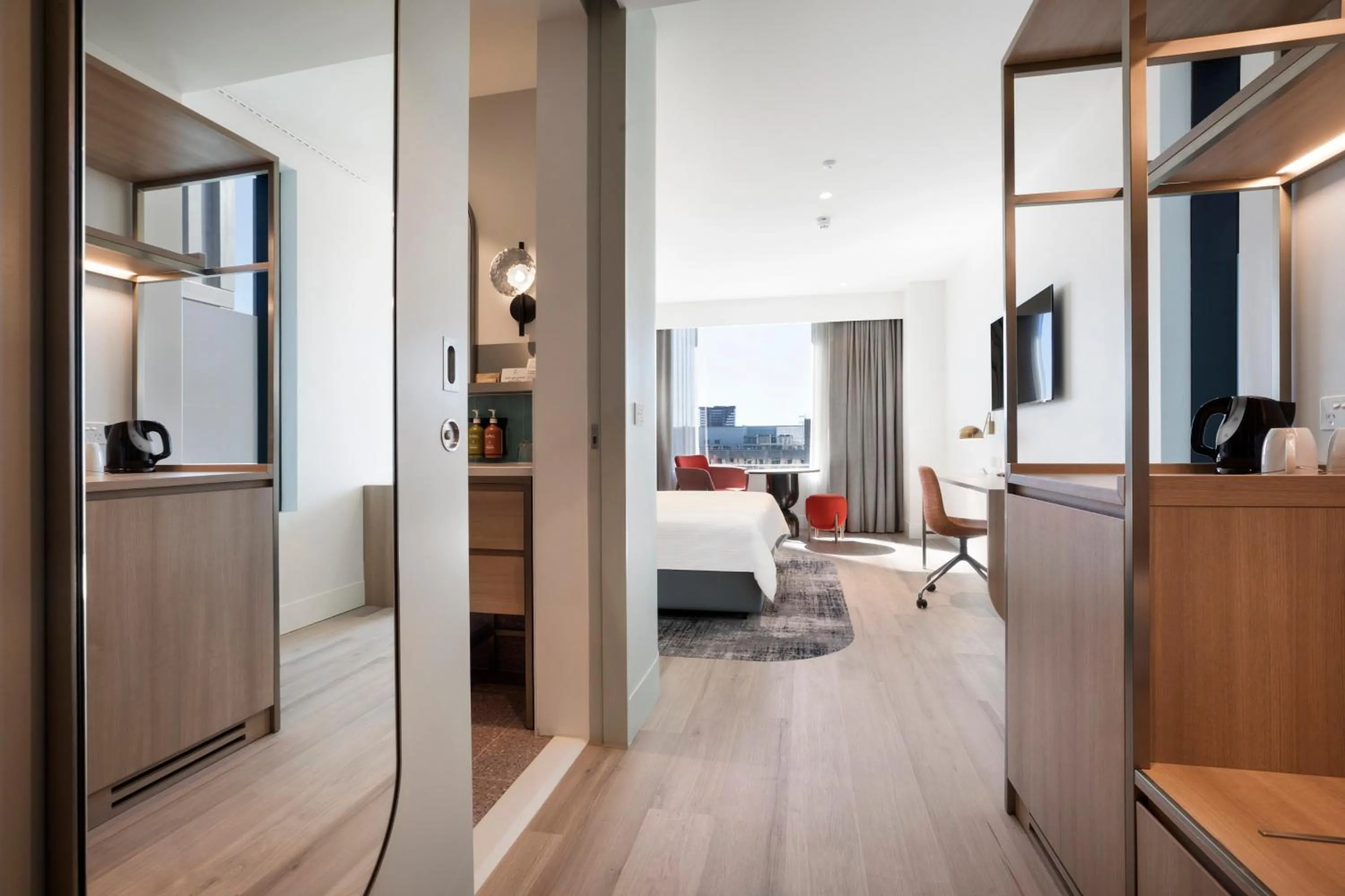 Photo of the whole room in Holiday Inn & Suites Geelong by IHG