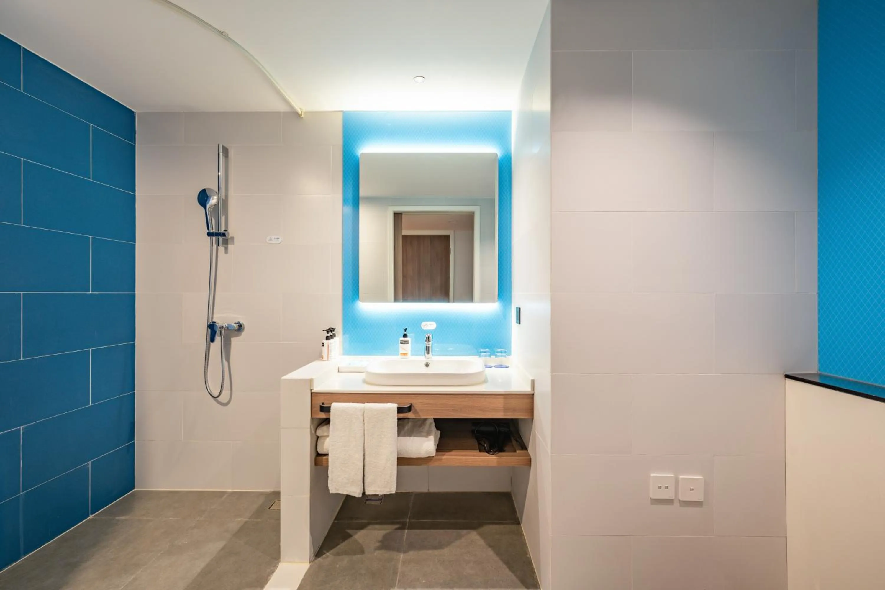 Hot Tub, Bathroom in Holiday Inn Express Xi'an Tuanjie South Road