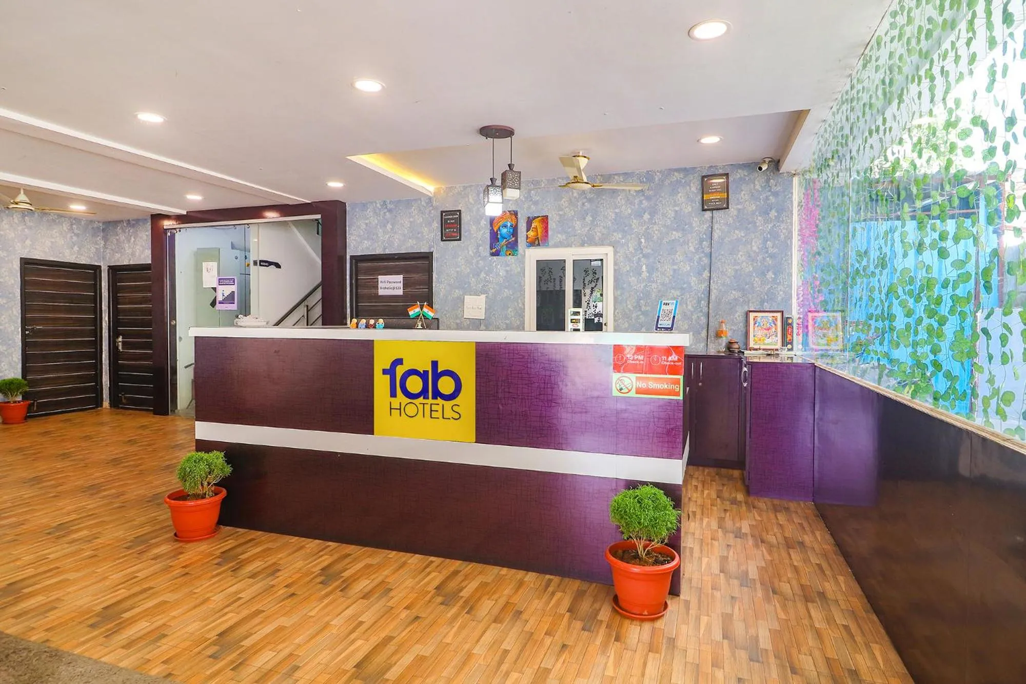 Lobby or reception in FabHotel Broholic - Nr Biodiversity Complex, Gachibowli, Silpa Gram Craft Village, HITEC City