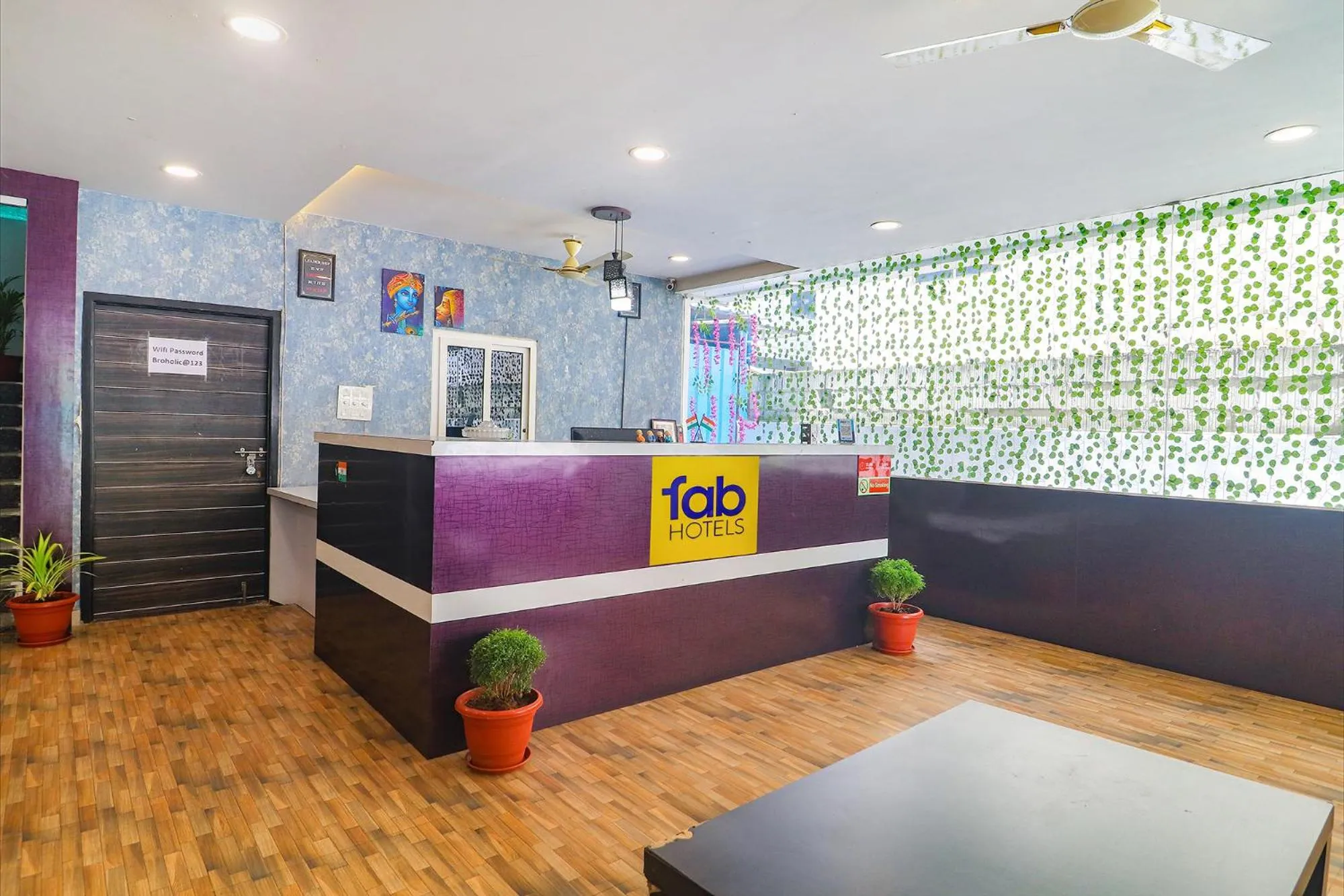 Lobby or reception in FabHotel Broholic - Nr Biodiversity Complex, Gachibowli, Silpa Gram Craft Village, HITEC City