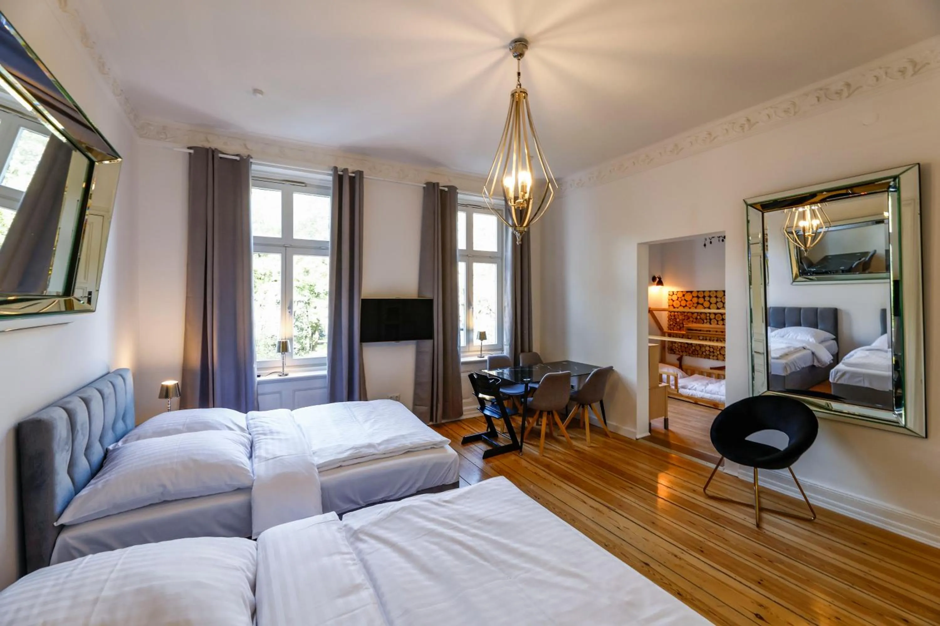 Photo of the whole room, Bed in Sleephotels Alsterroom