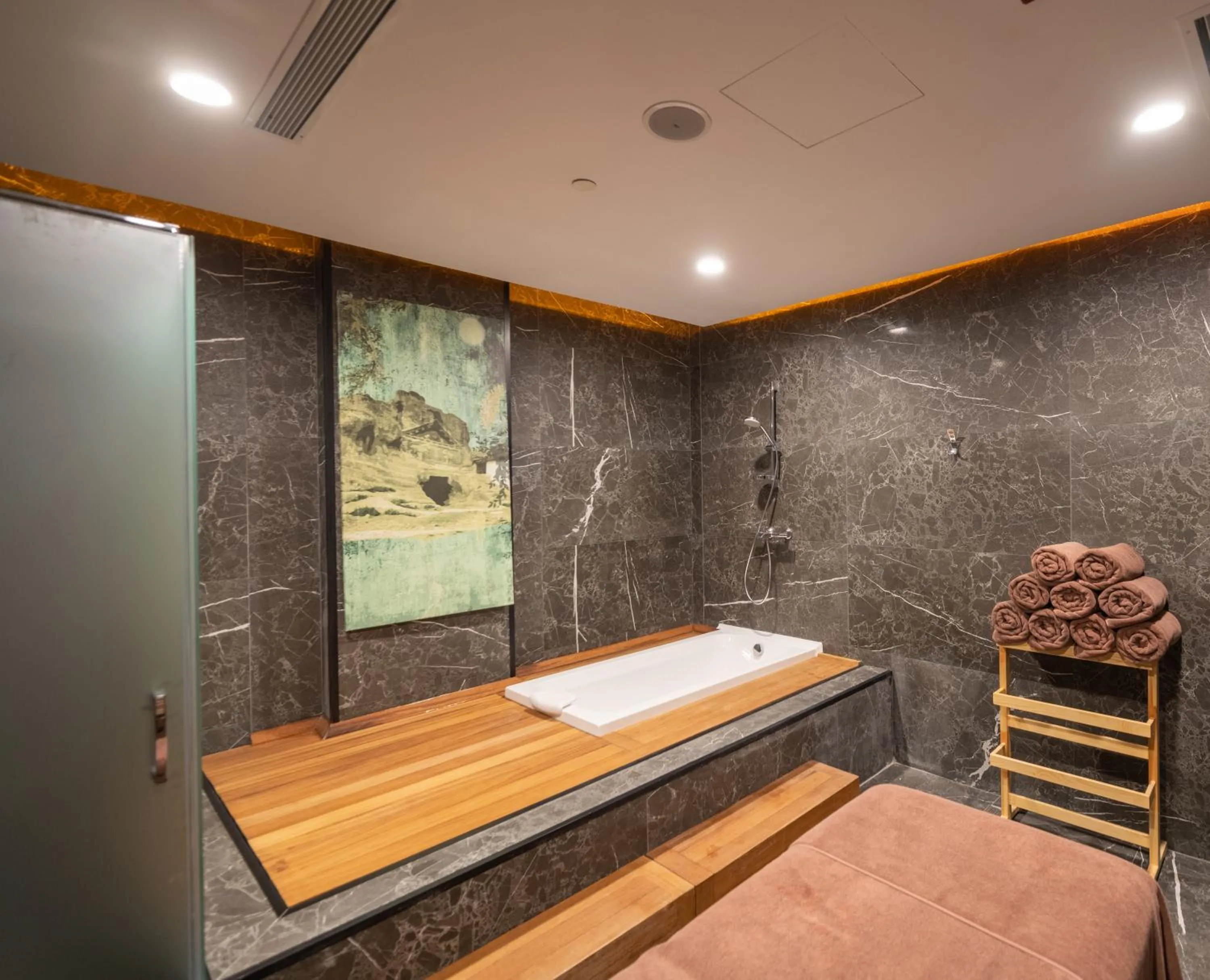 Massage in Questa Thermal & Spa Hotel